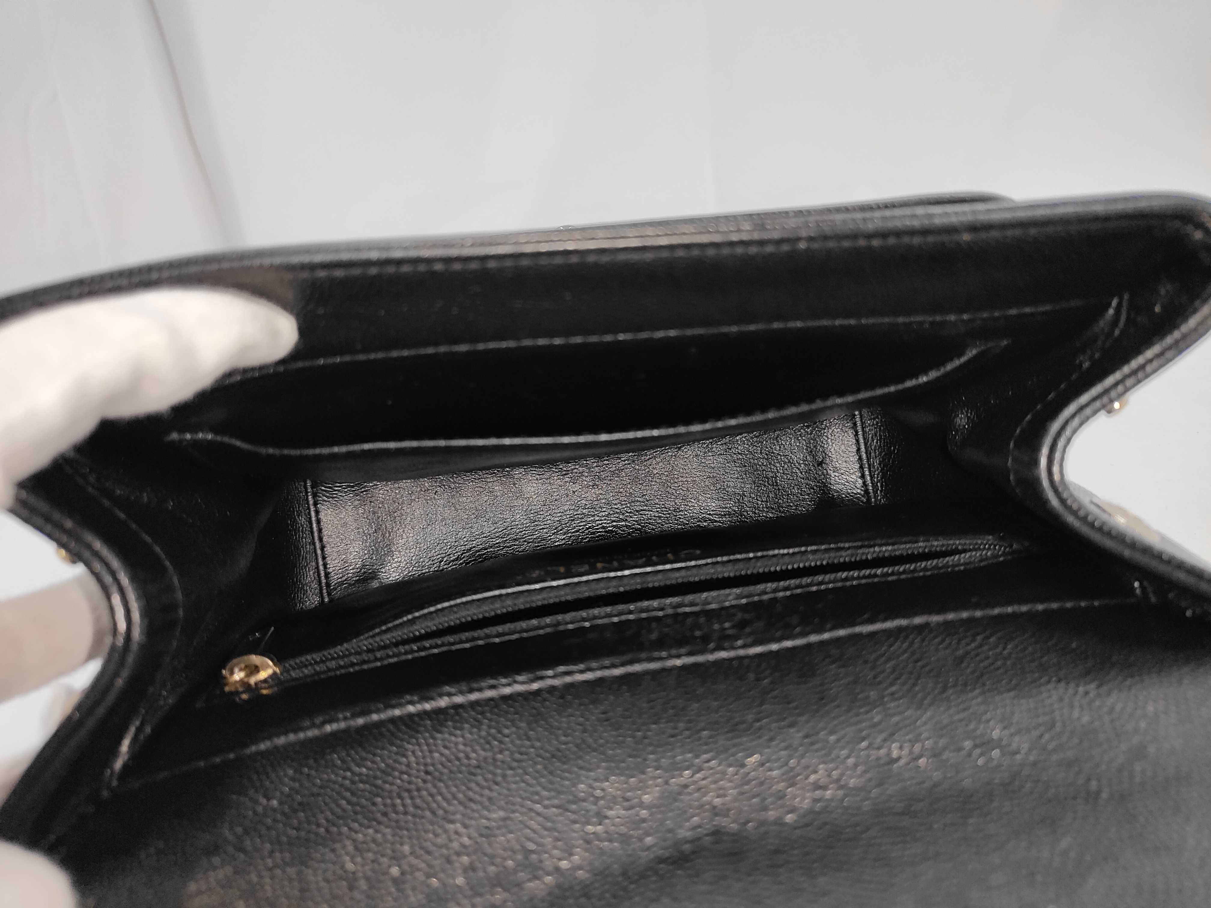 Matelassé Grained Calfskin Black Gold Shoulder Bag — view 8