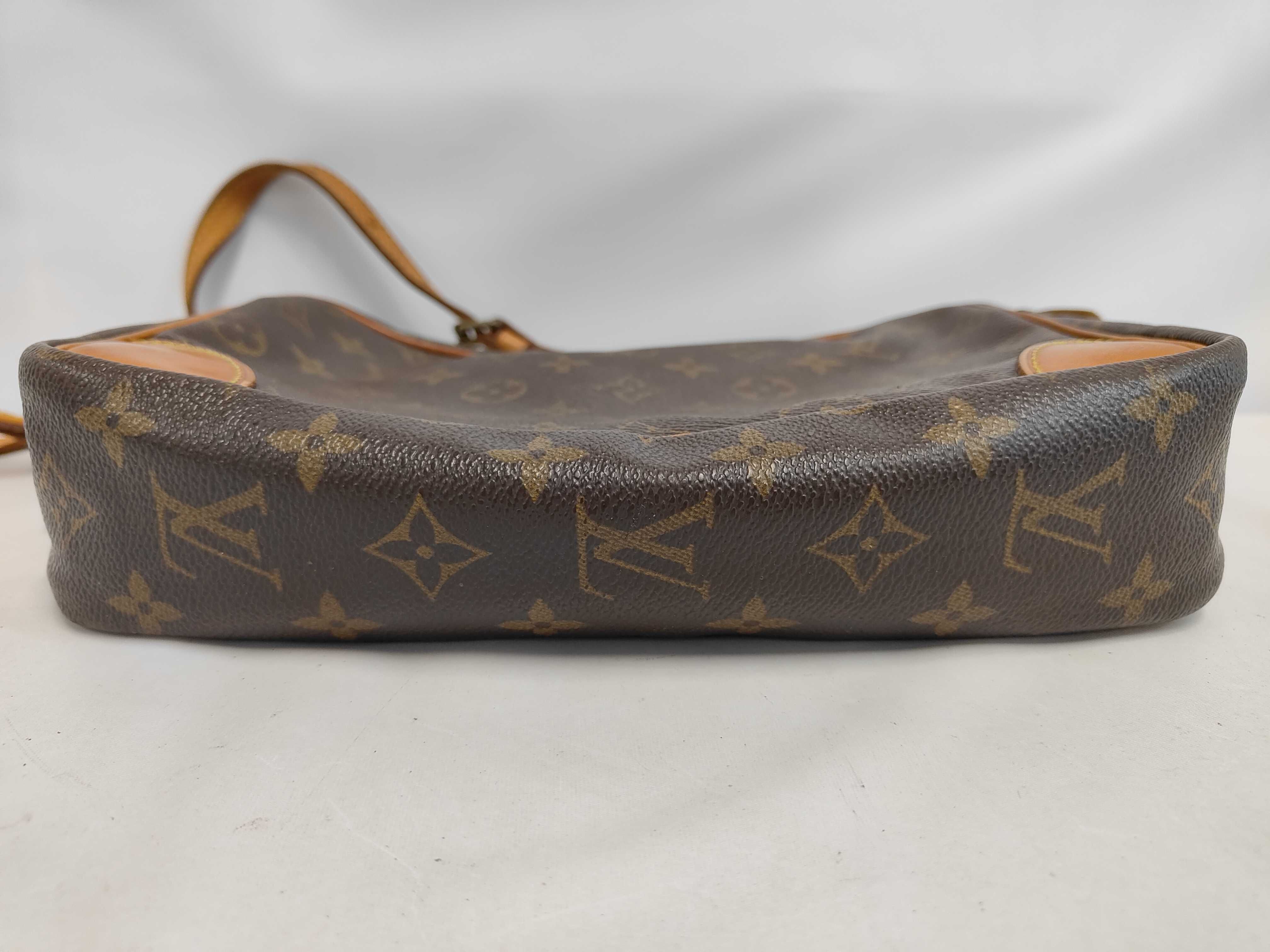 LV Trocadero Monogram Shoulder Bag — view 4