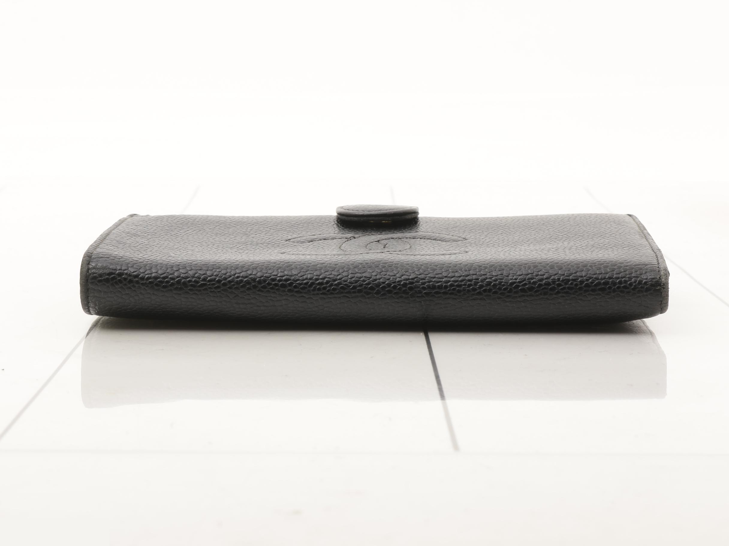Caviar leather (bags) and wallets, including coin purses. — view 3