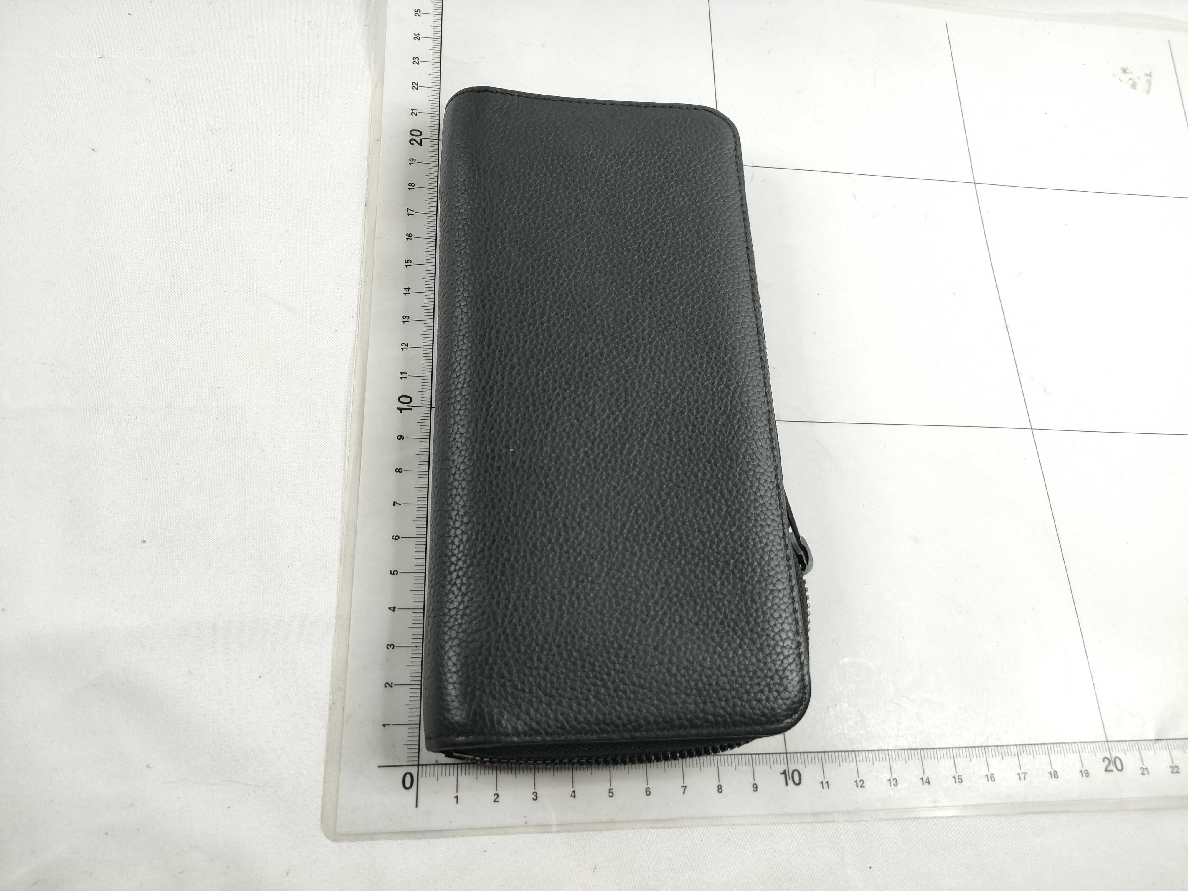 LV Aerogram Zippy Wallet M81743 Noir (Fiber Optic ID detected) Includes Box and Dust Bag — view 2
