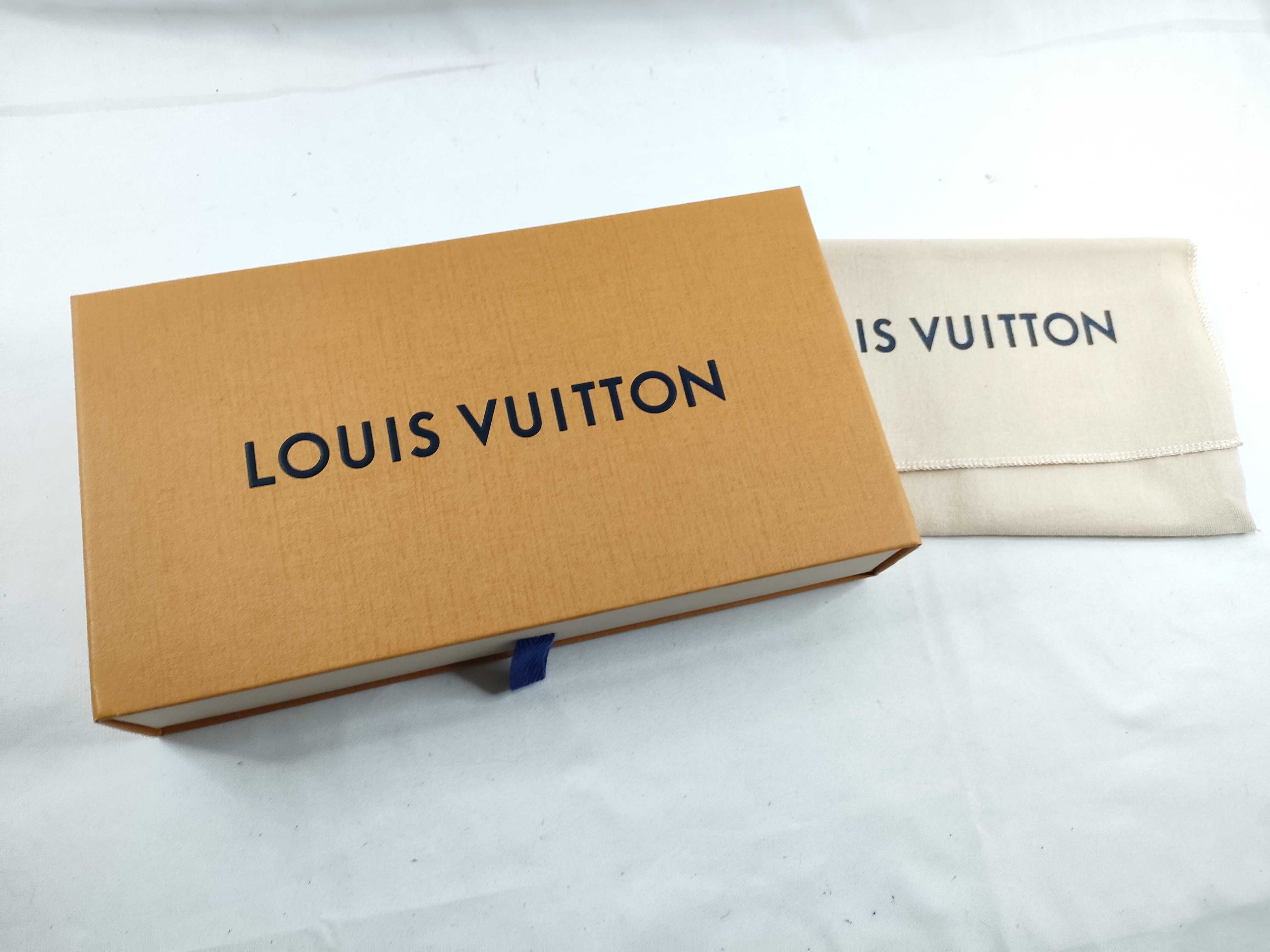 LV Aerogram Zippy Wallet M81743 Noir (Fiber Optic ID detected) Includes Box and Dust Bag — view 13