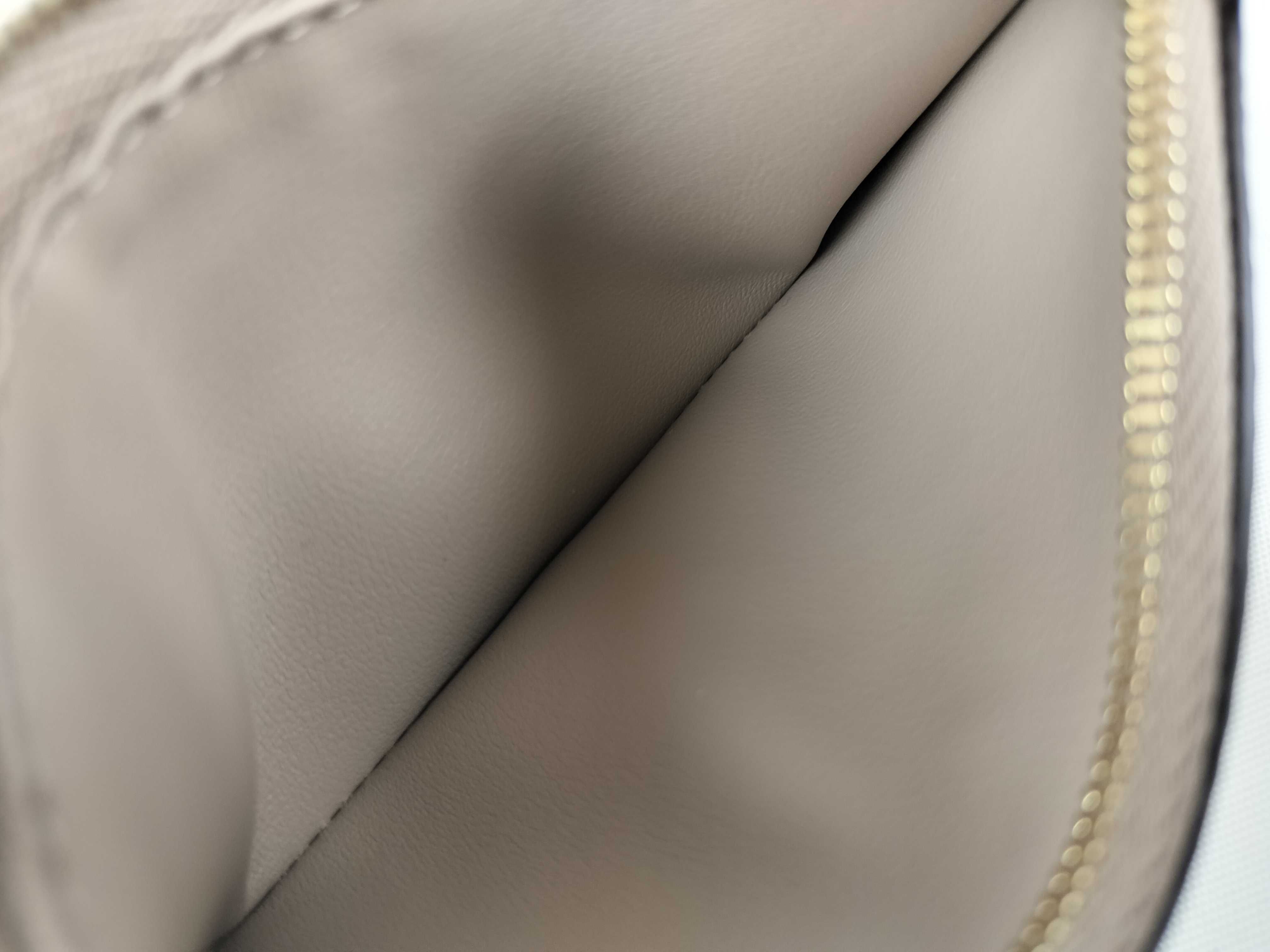 M81861 / Portefeuille Victorine / Bicolor / Empreinte Wallet — view 11