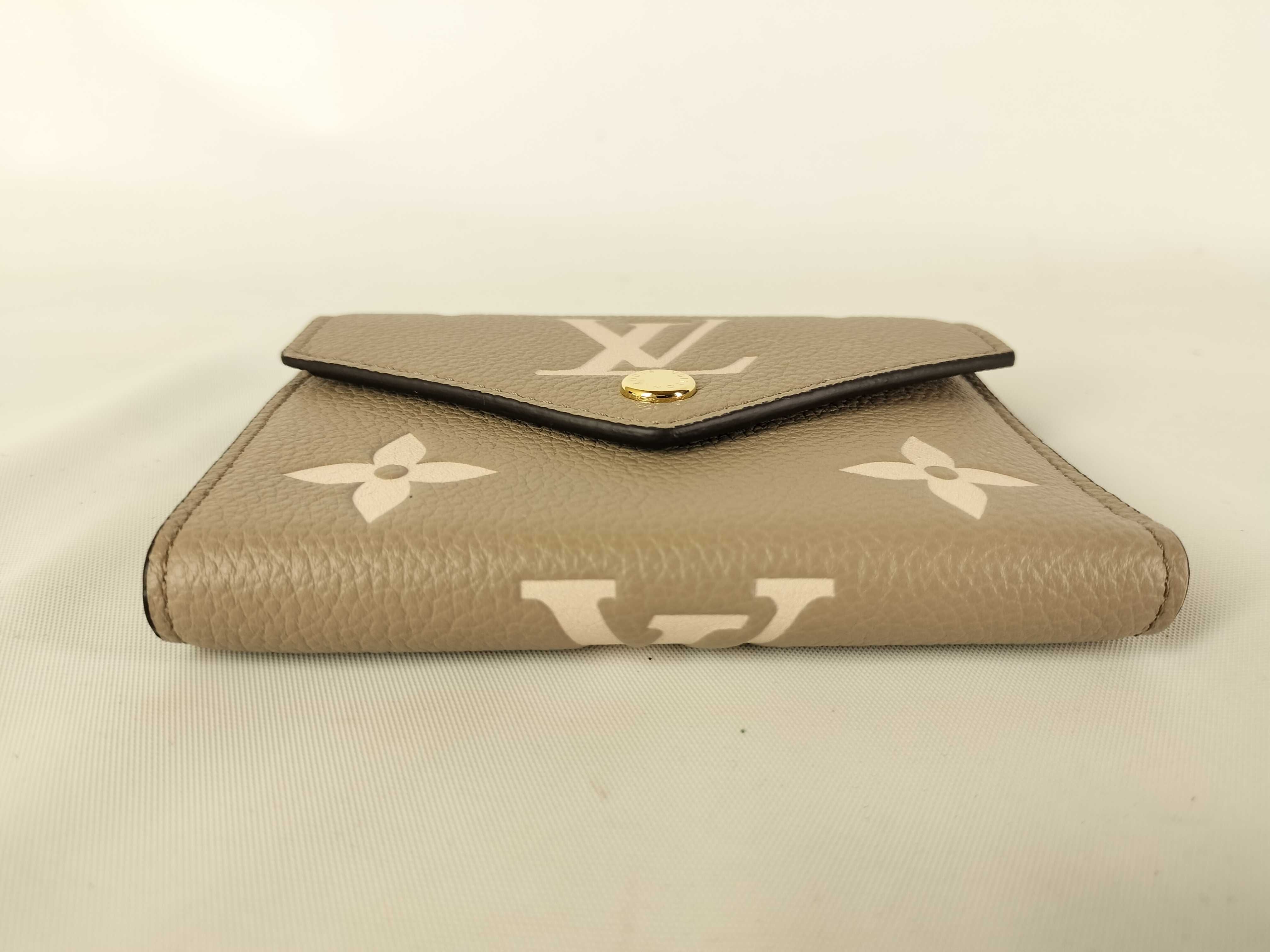 M81861 / Portefeuille Victorine / Bicolor / Empreinte Wallet — view 4