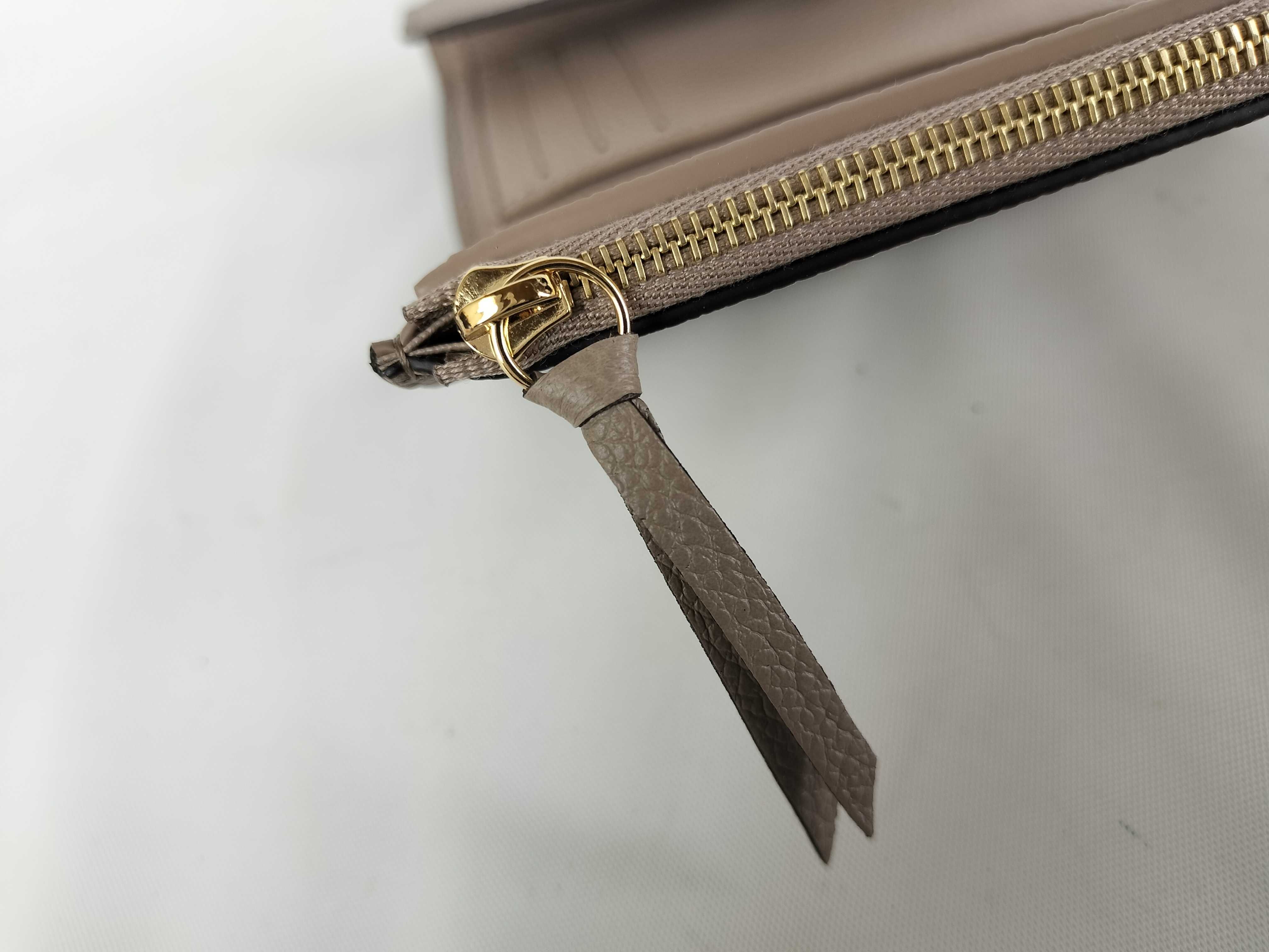 M81861 / Portefeuille Victorine / Bicolor / Empreinte Wallet — view 10