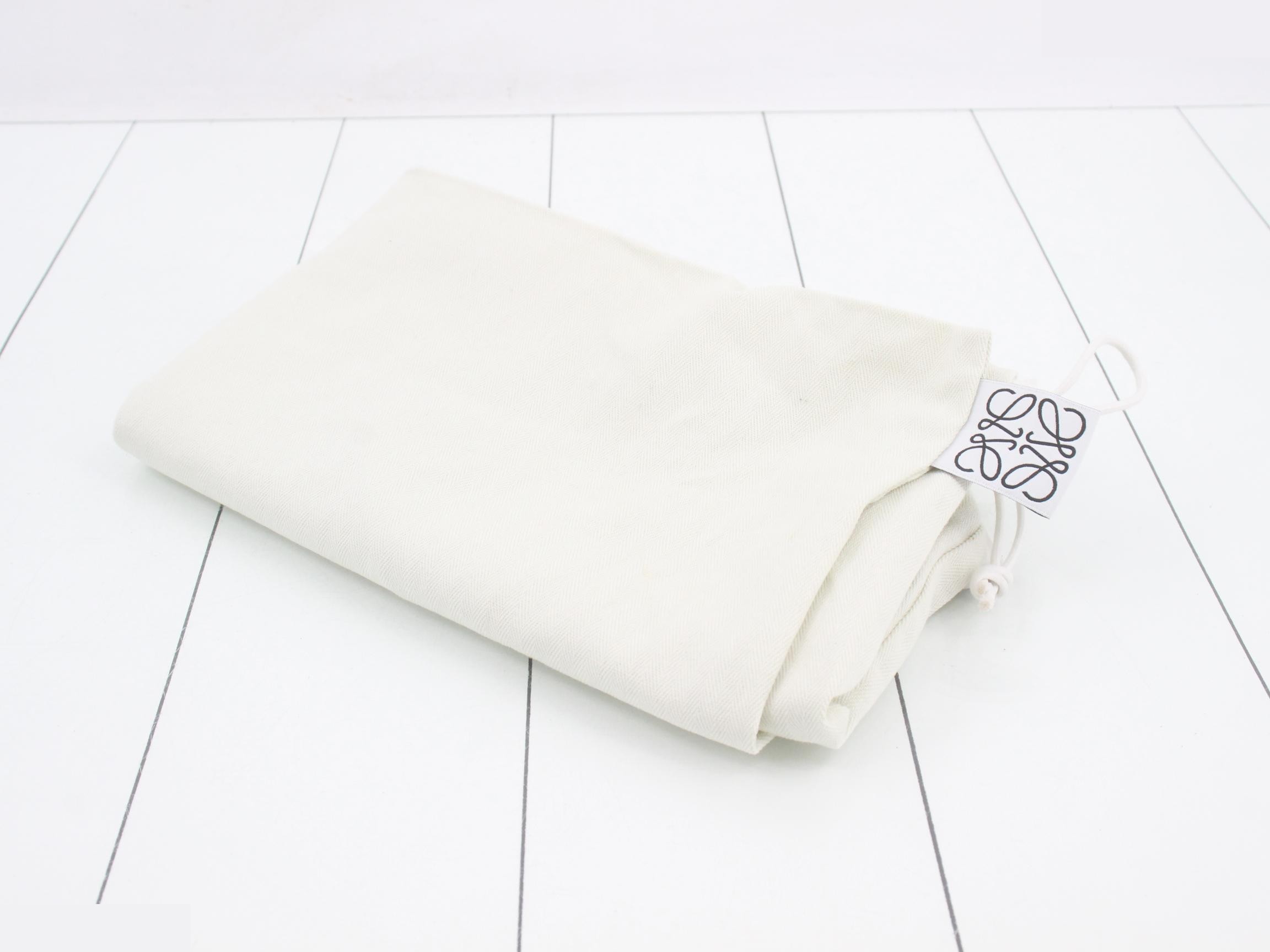 Cushion Tote Small - Canvas — view 7