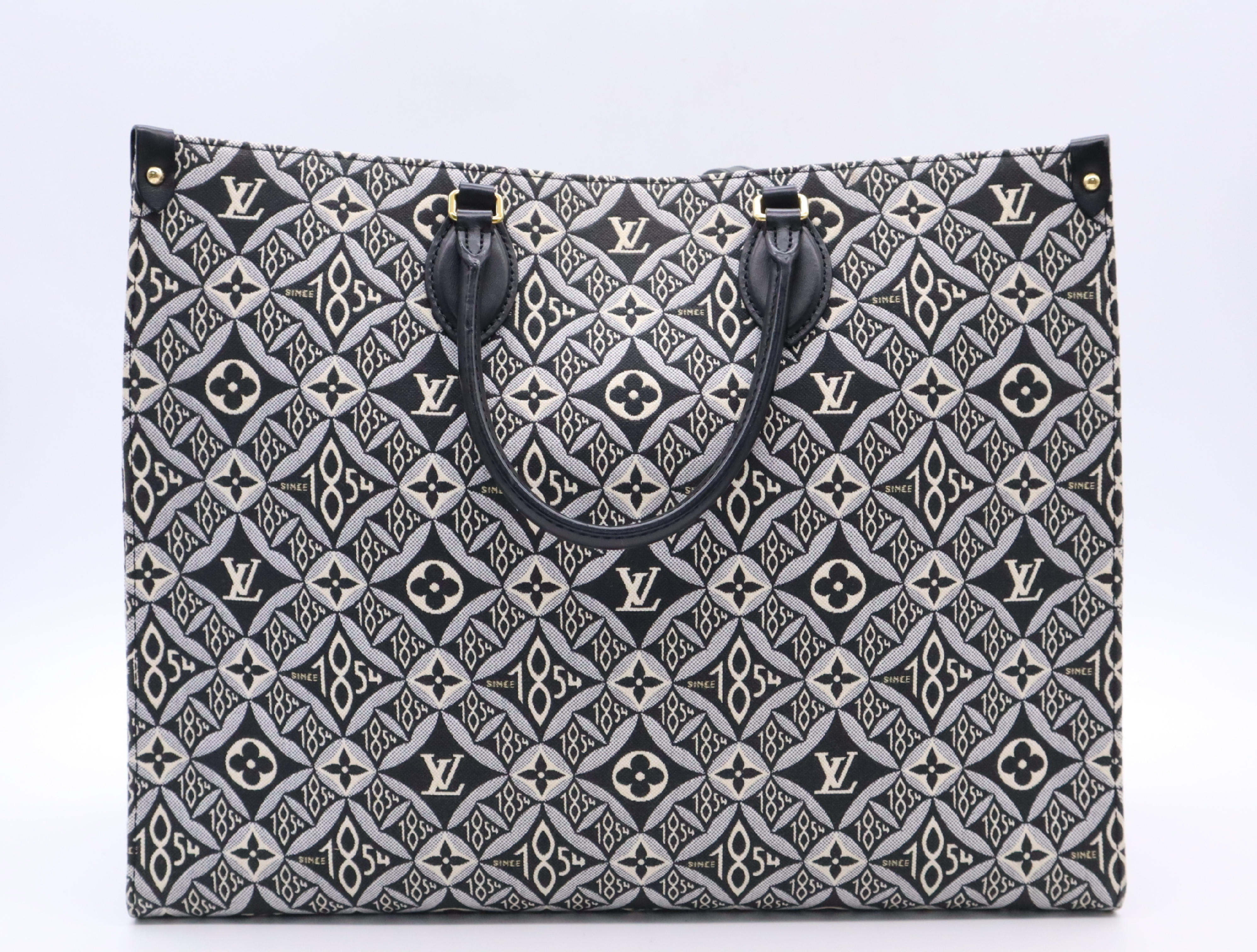 M57207 Monogram Jacquard OnTheGo GM SINCE 1854 Tote Bag — view 2