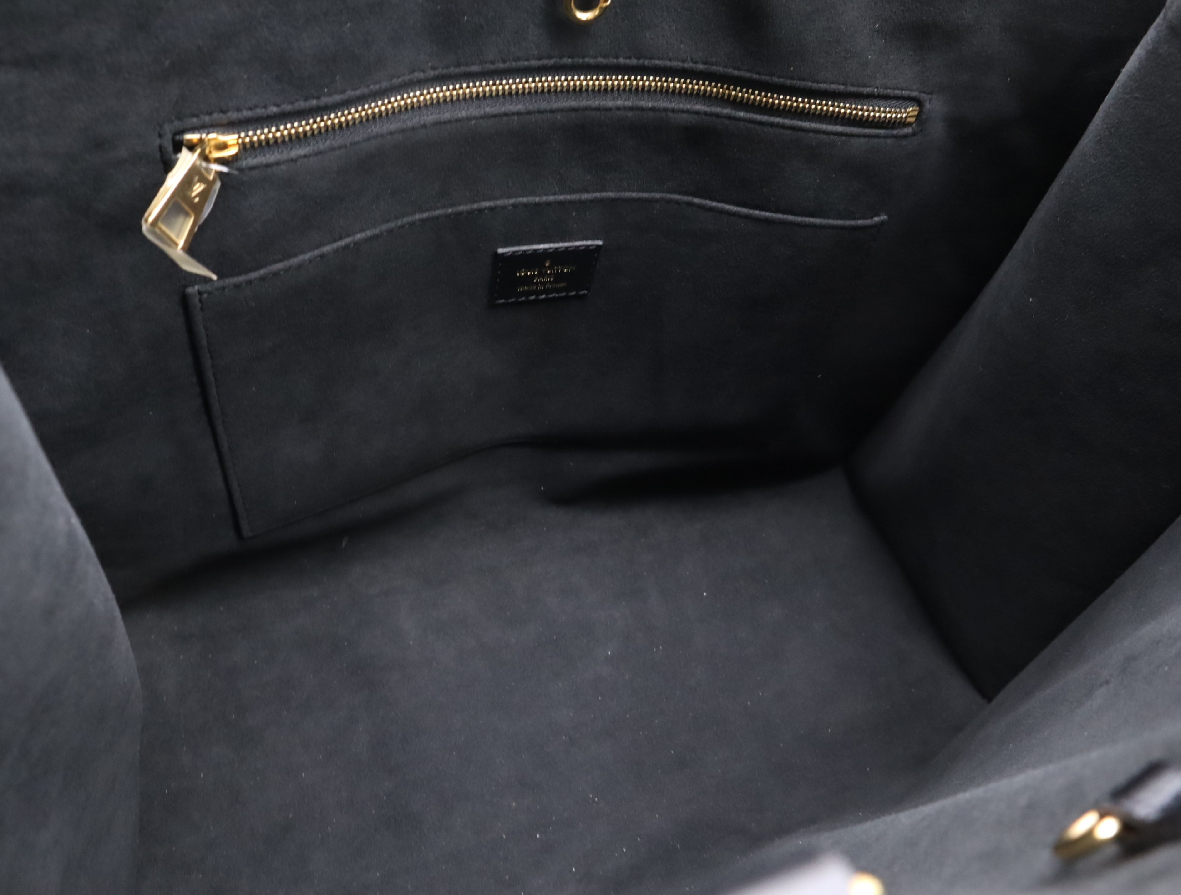 M57207 Monogram Jacquard OnTheGo GM SINCE 1854 Tote Bag — view 14