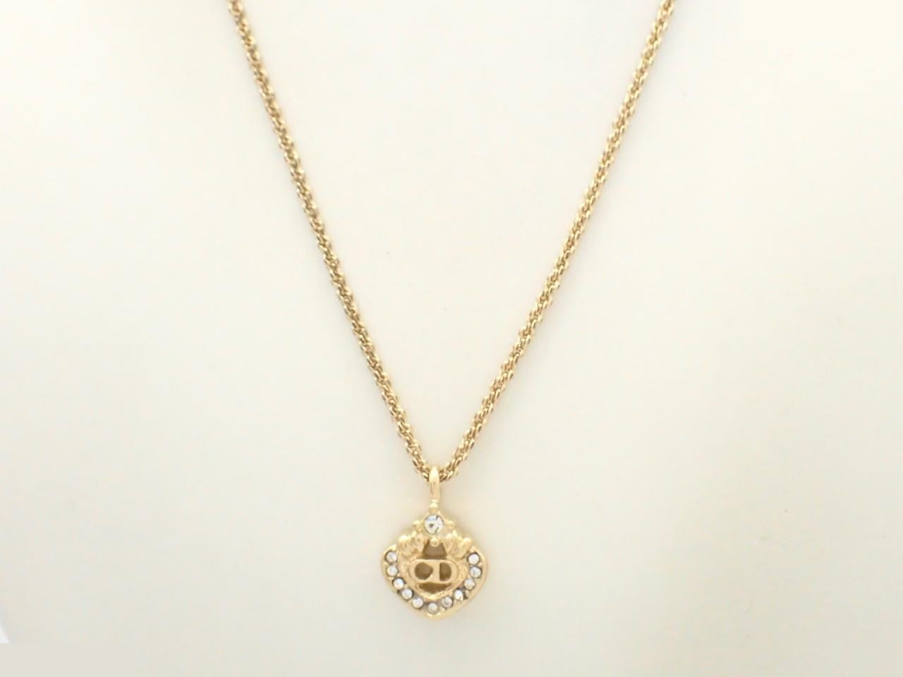 Other lines: Precious metals, necklaces, pendants, chains approximately 45cm long. — view 3