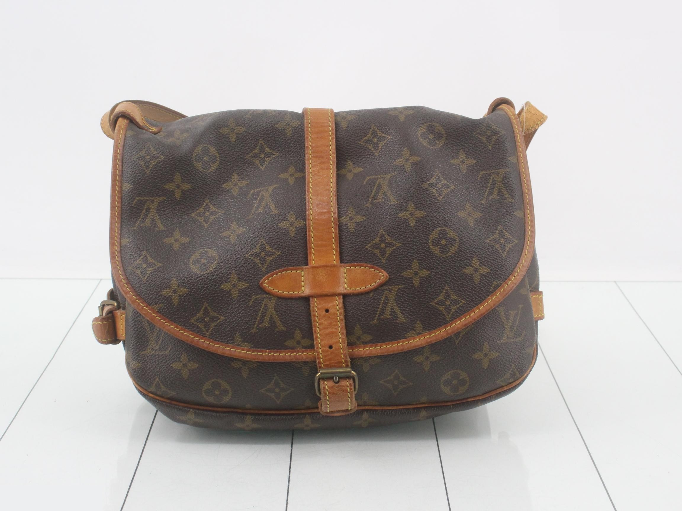 Monogram Saumur 30 — view 2