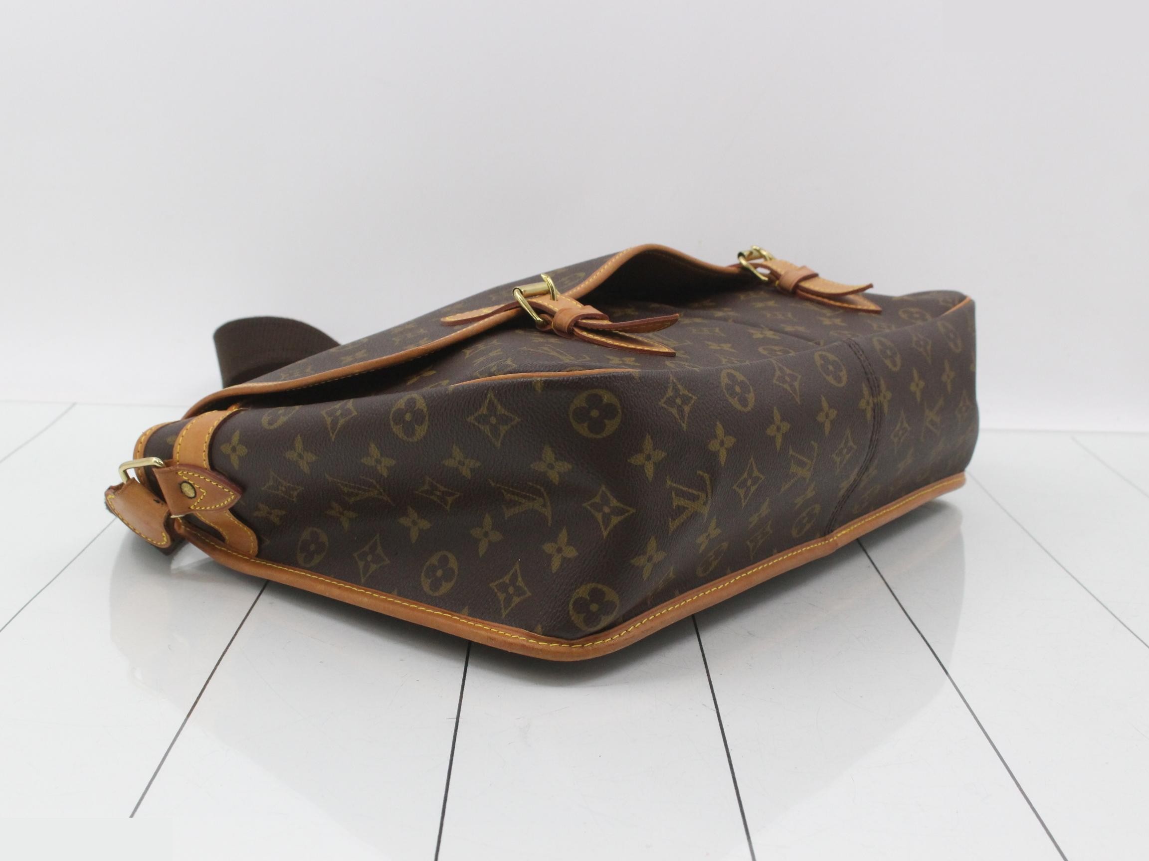 Monogram Gibeciere GM Shoulder Bag — view 5
