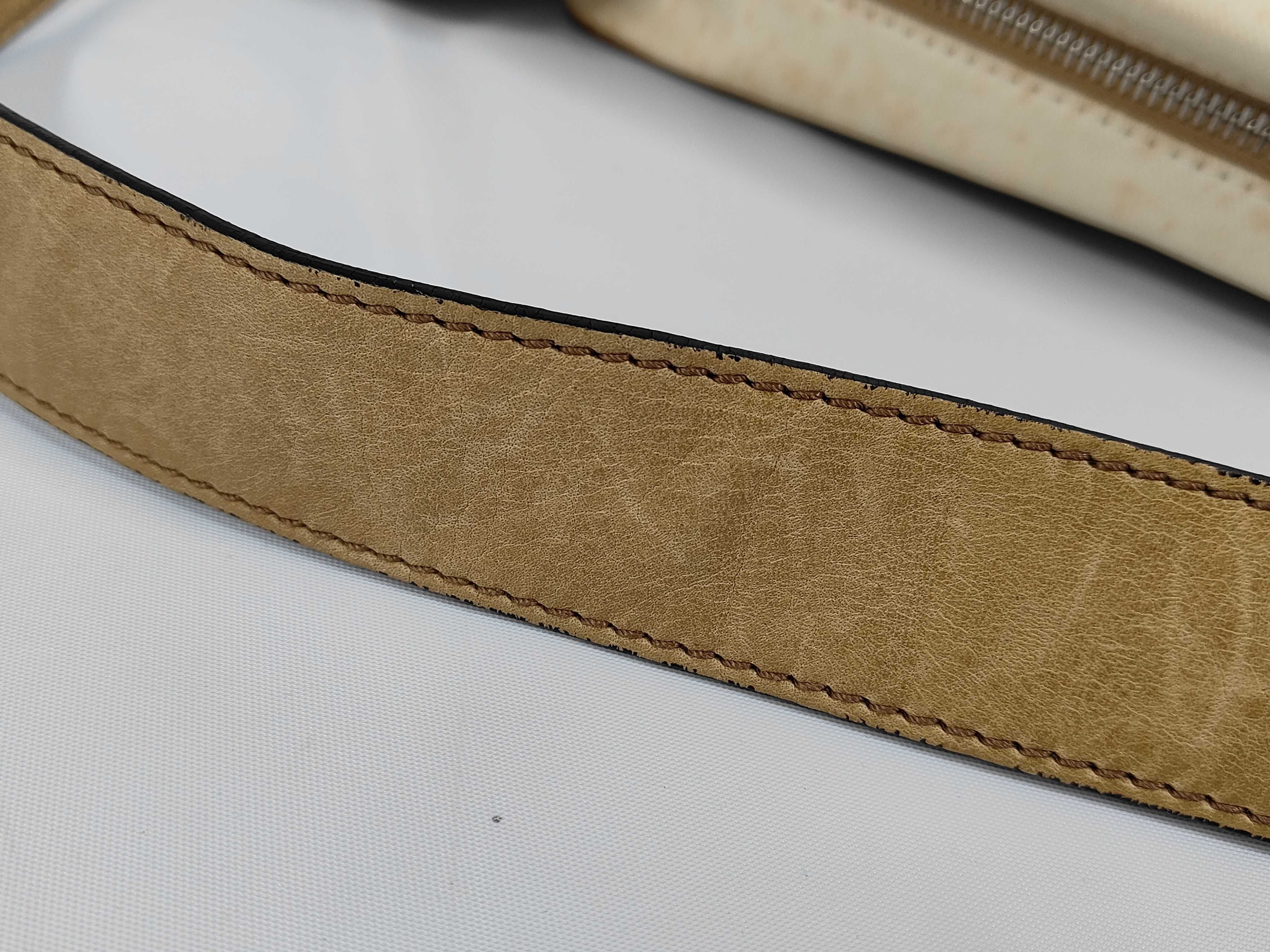 logo embossed leather shoulder bag — view 6