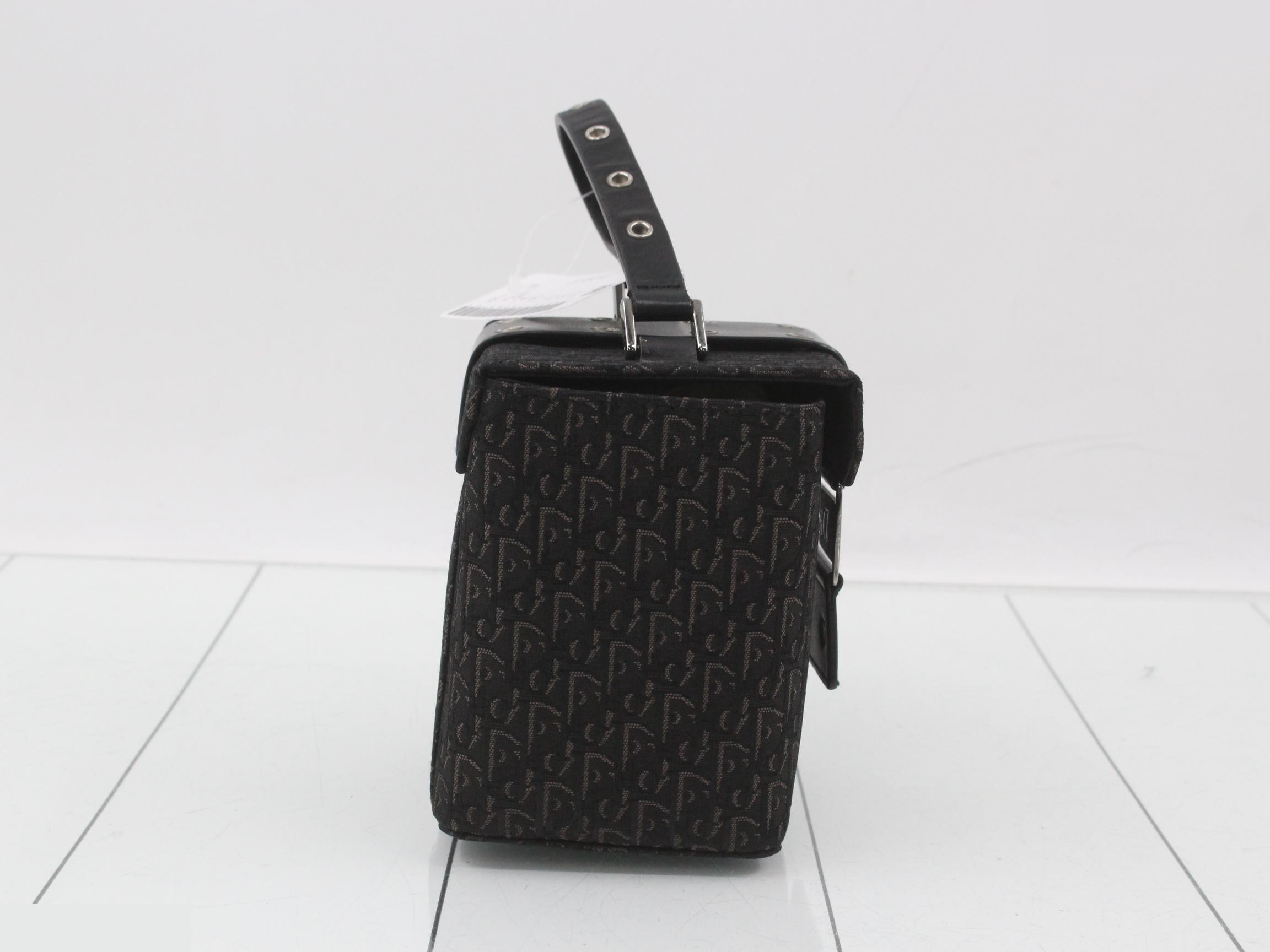 Trotter Street Chic Vanity Handbag, Canvas, Black — view 4