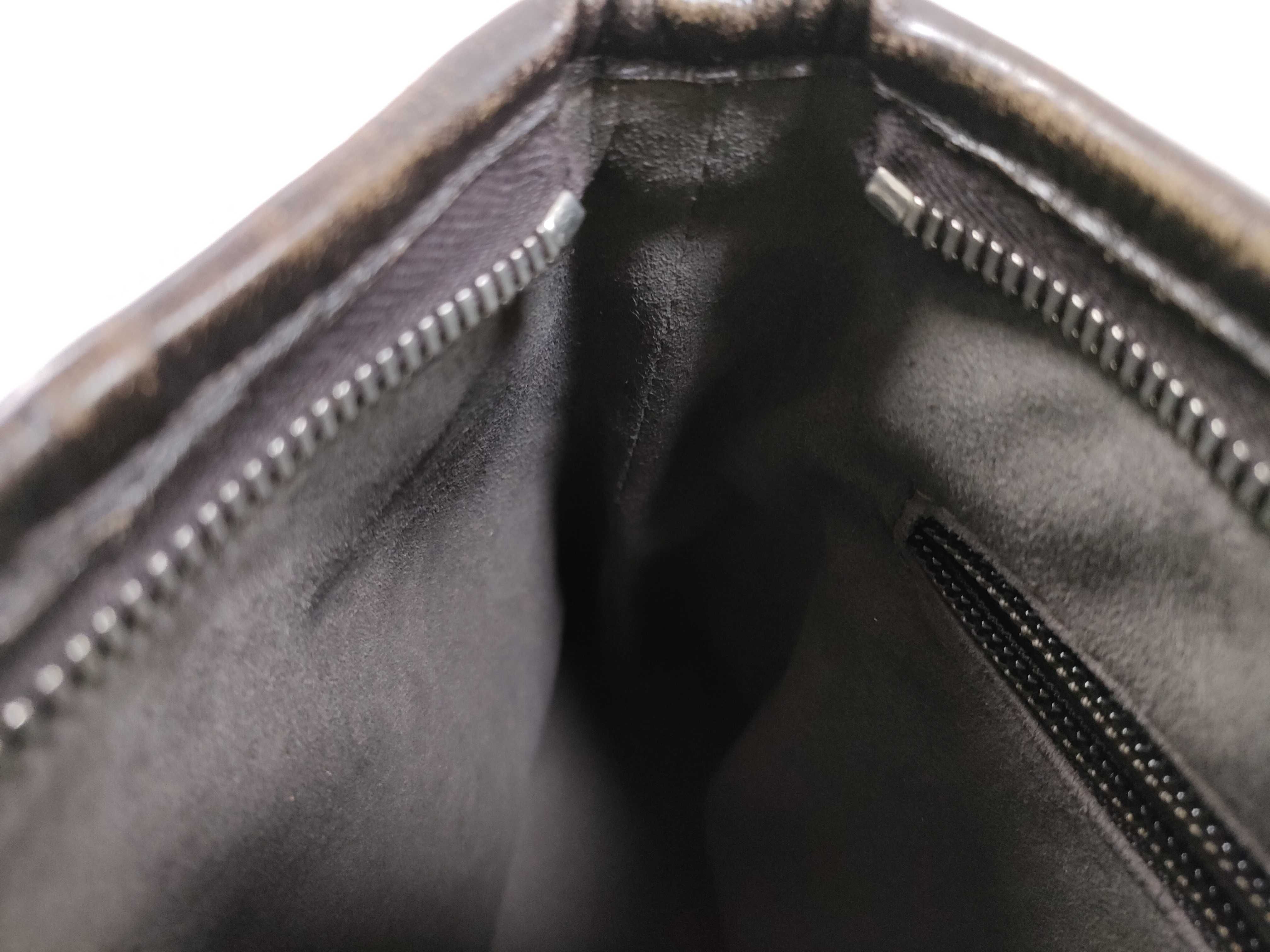 GG Supreme 2-Way Bag Handbag — view 15