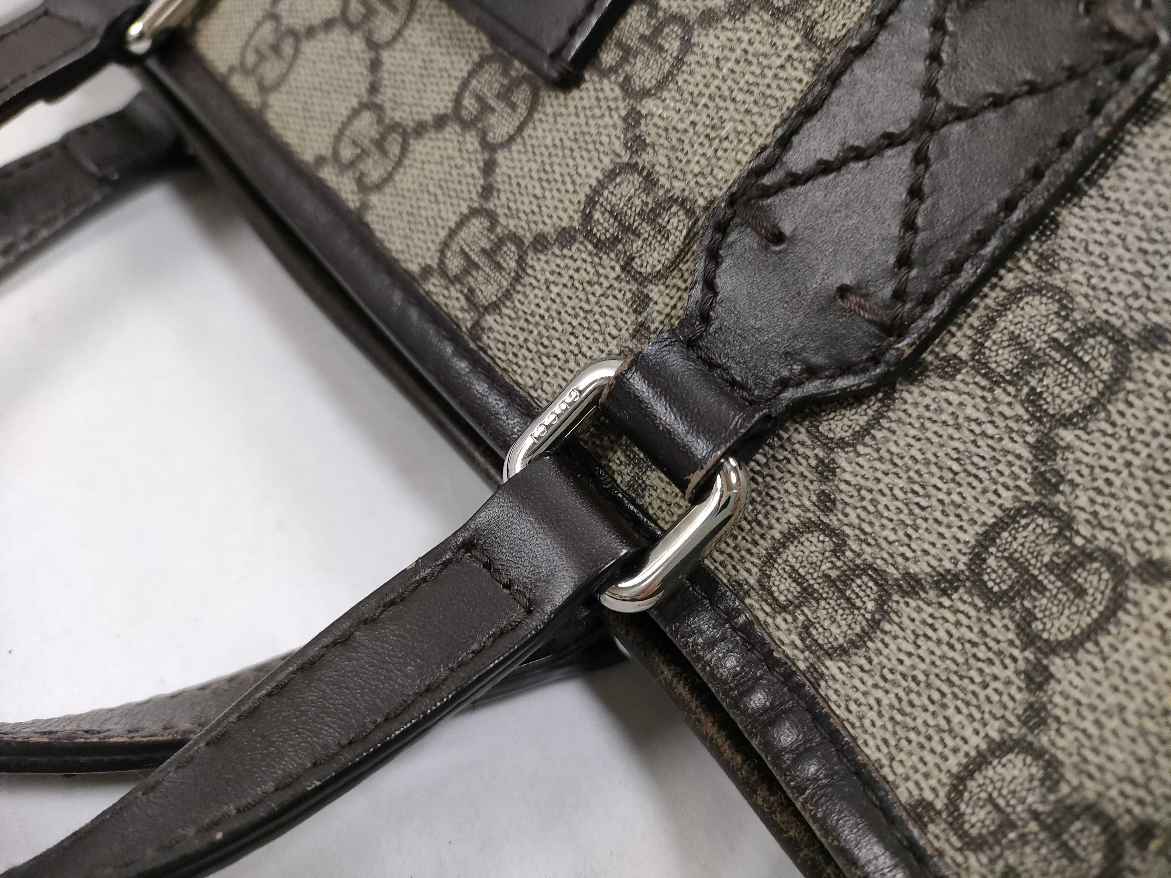GG Supreme 2-Way Bag Handbag — view 6