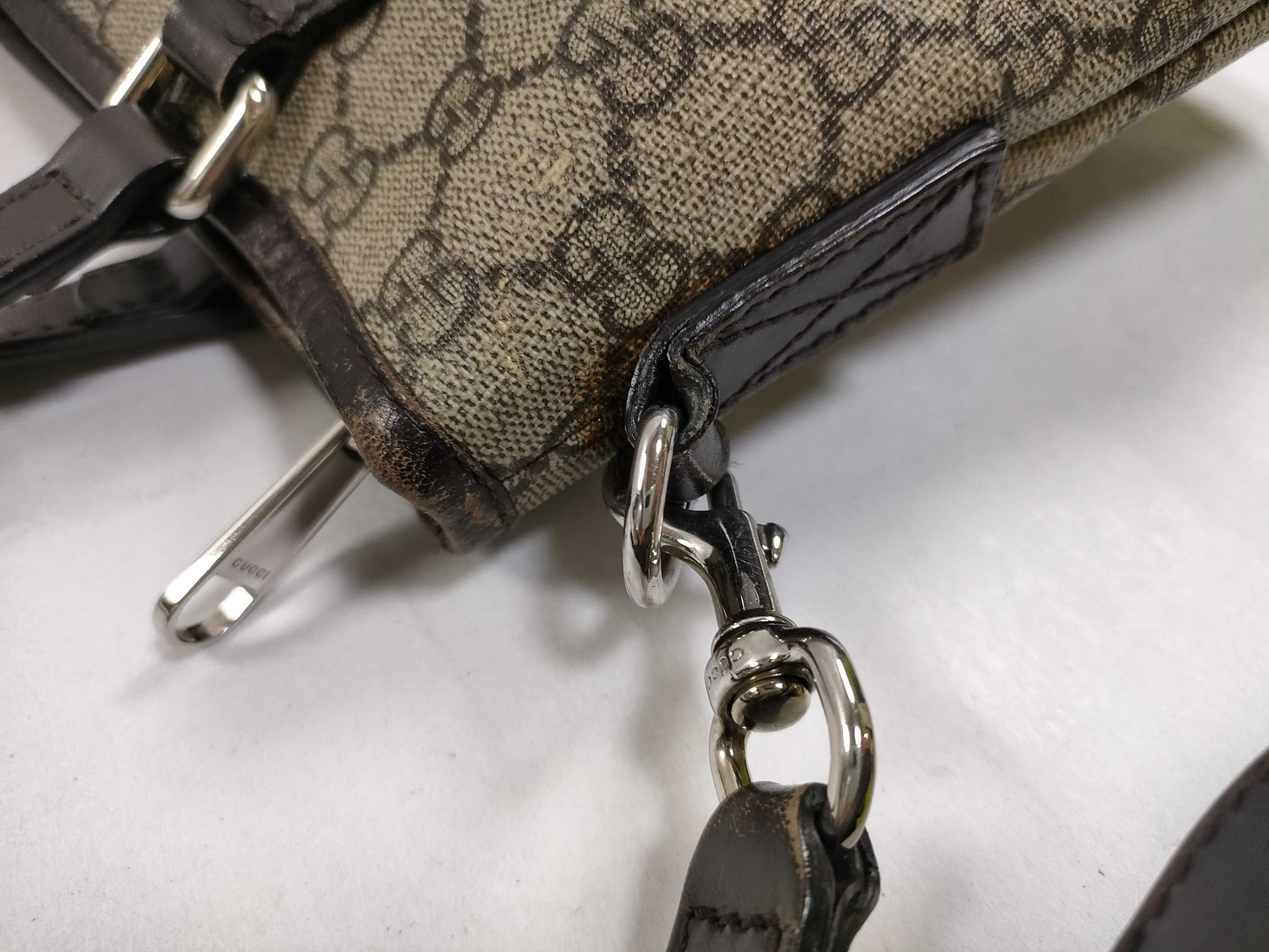 GG Supreme 2-Way Bag Handbag — view 7