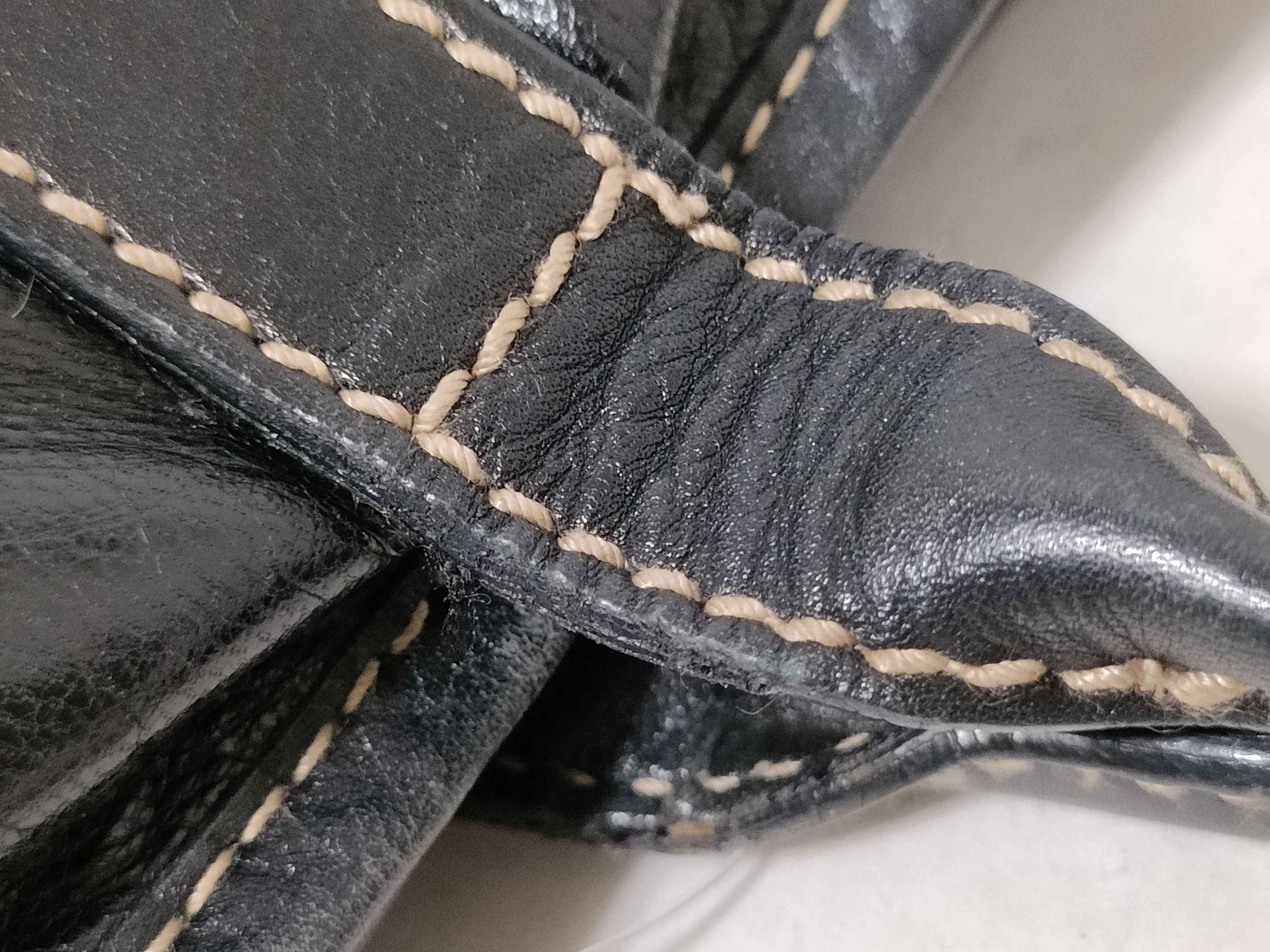169945 486623 GG Logo Black Tote Bag — view 5