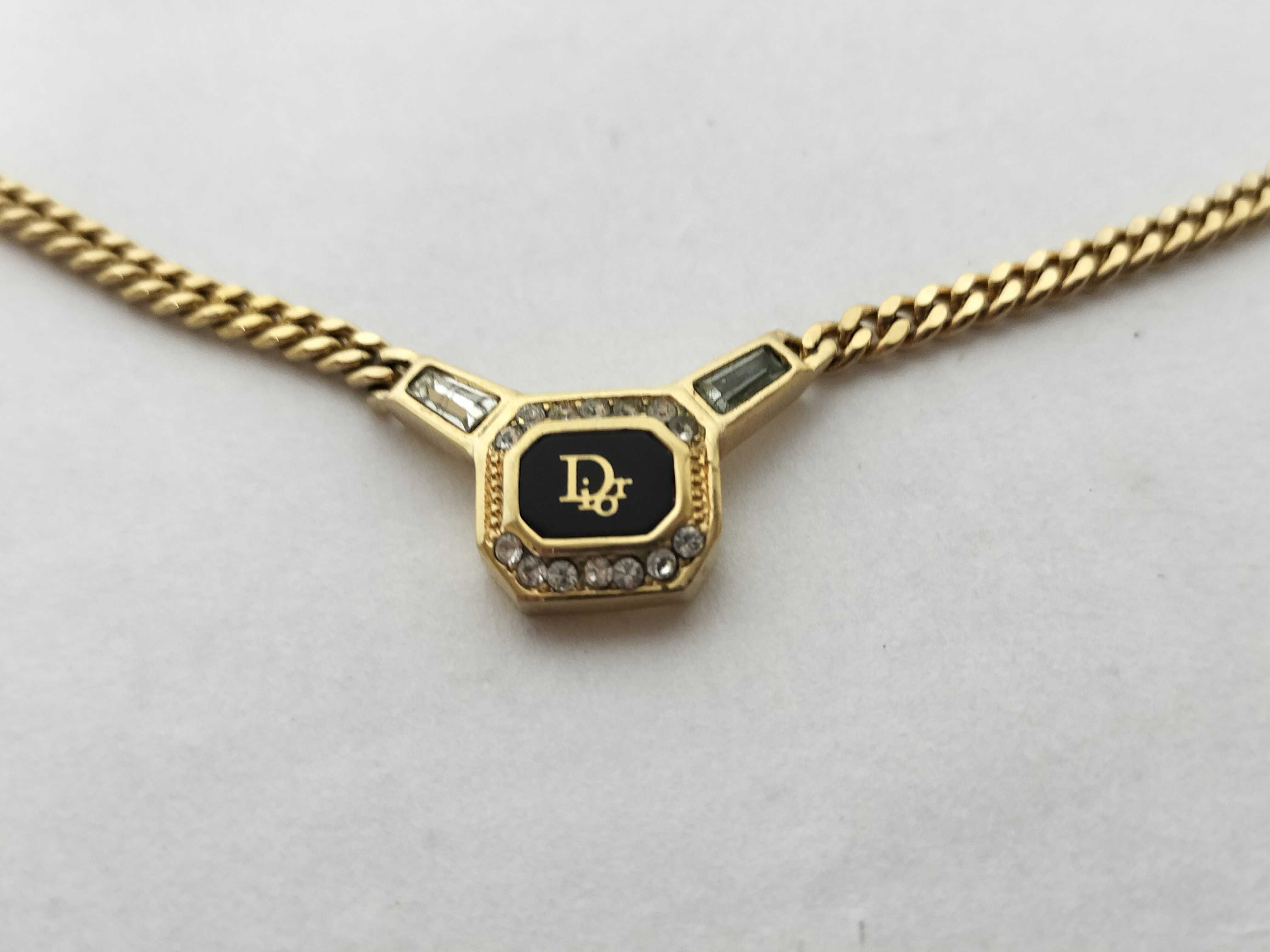 central logo rhinestone octagon pendant necklace