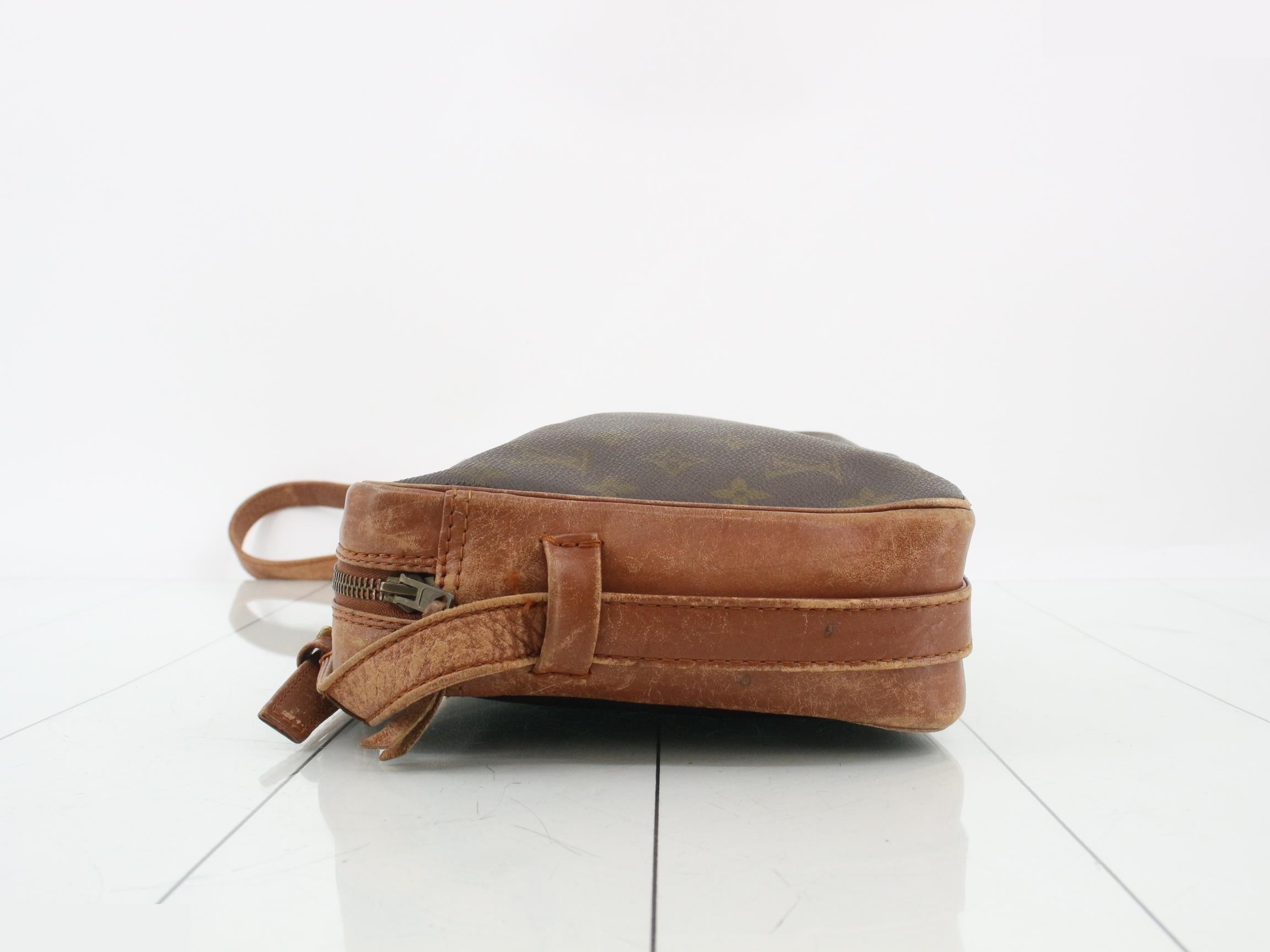 Monogram Sac Bandoulière 30 Shoulder Bag — view 4