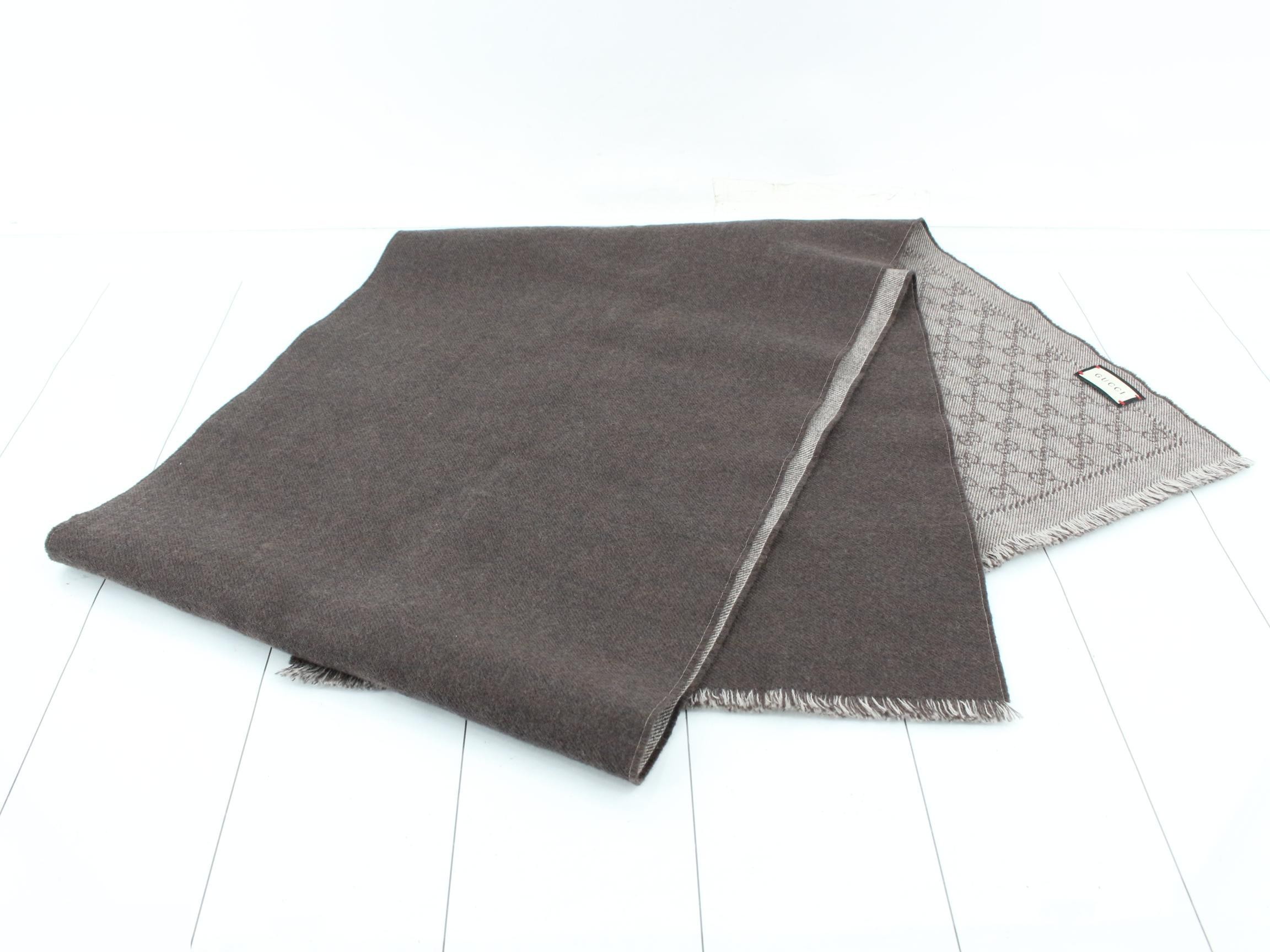 New tag Gucci GG pattern scarf — view 3