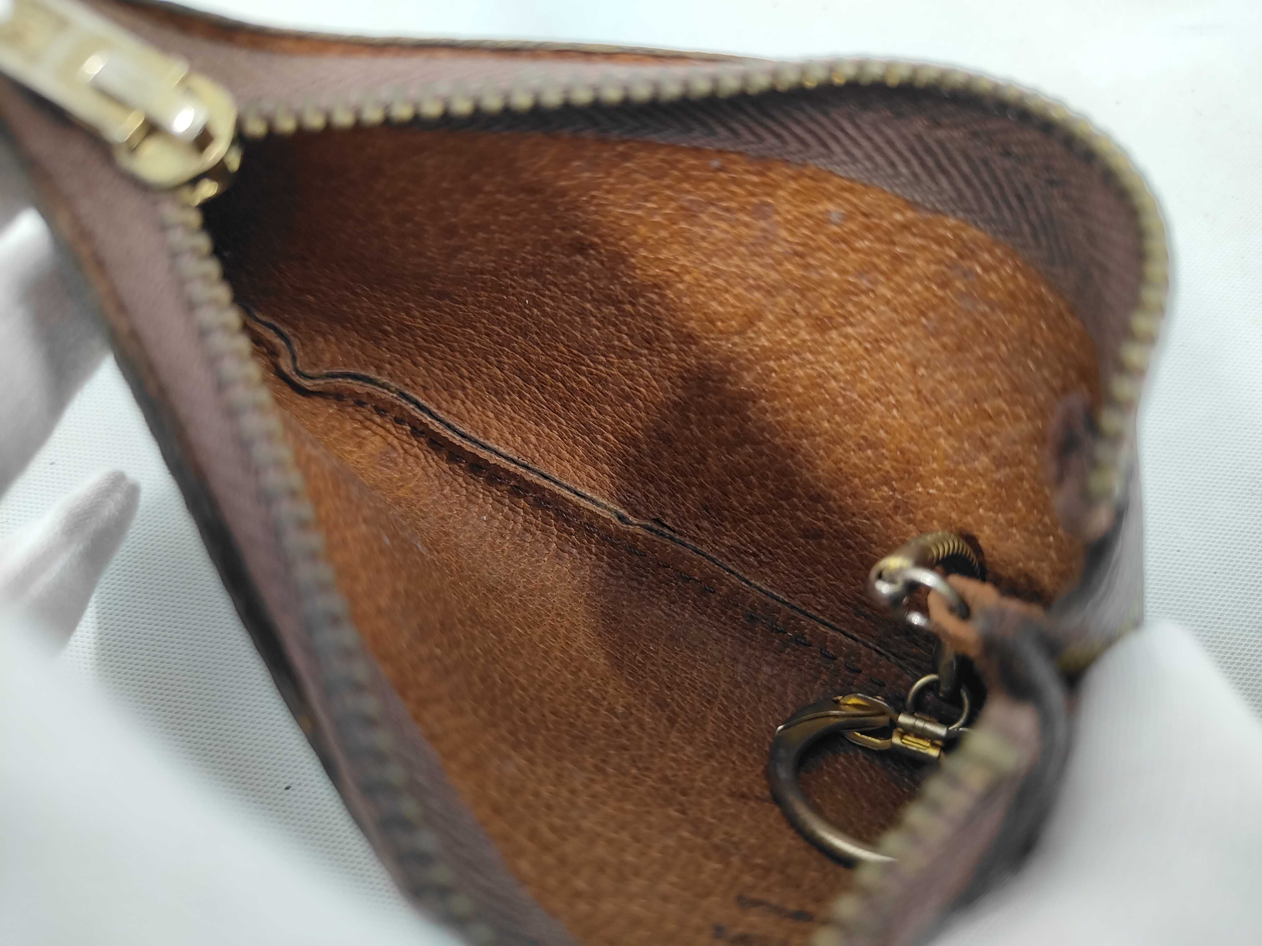 Monogram M62650 Pochette Clé Vintage Other Accessories — view 5