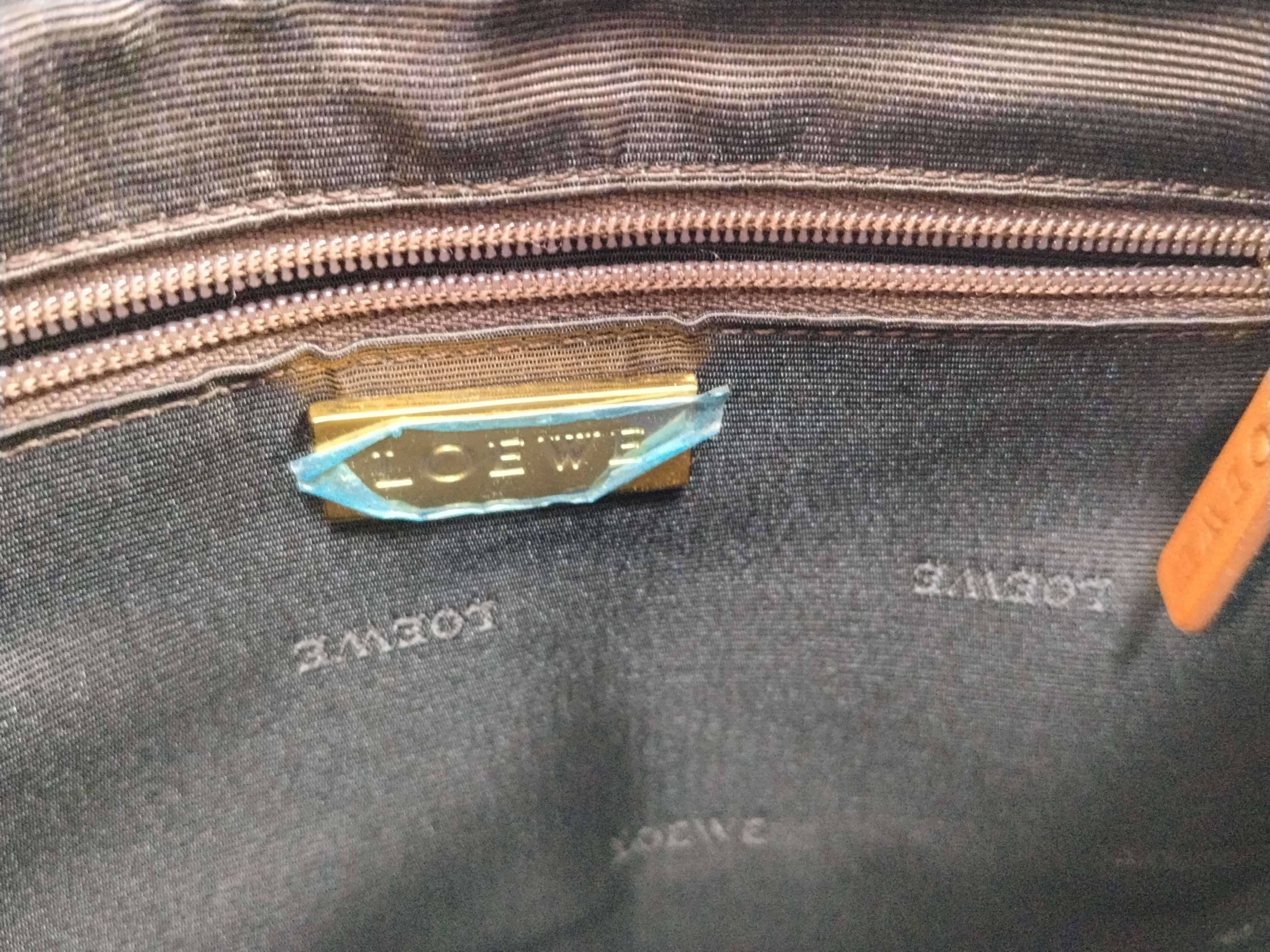 shoulder bag — view 11