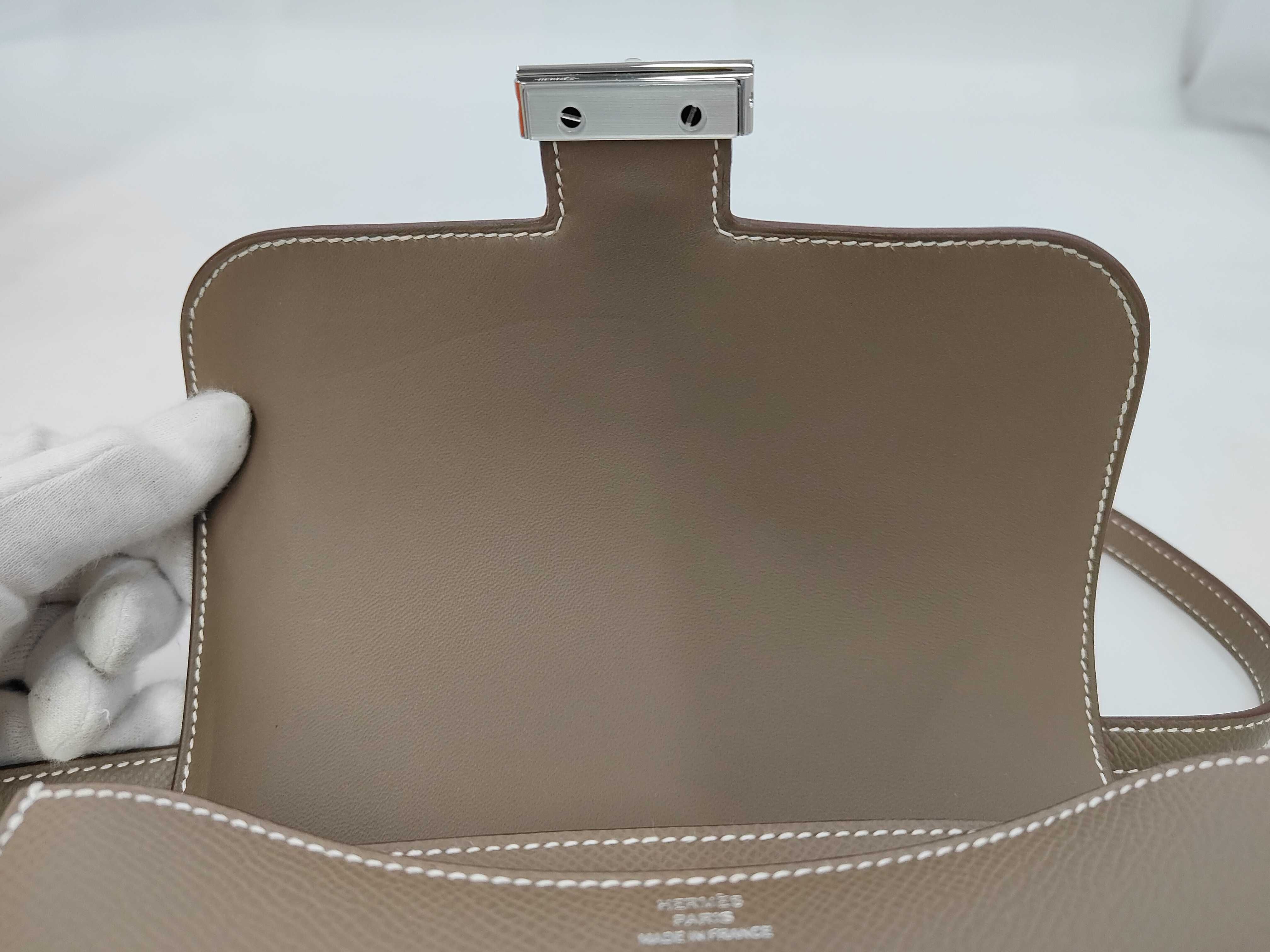 Constance Mini 18, Veau Epsom leather, Etoupe color, silver hardware, G stamp, shoulder bag — view 9