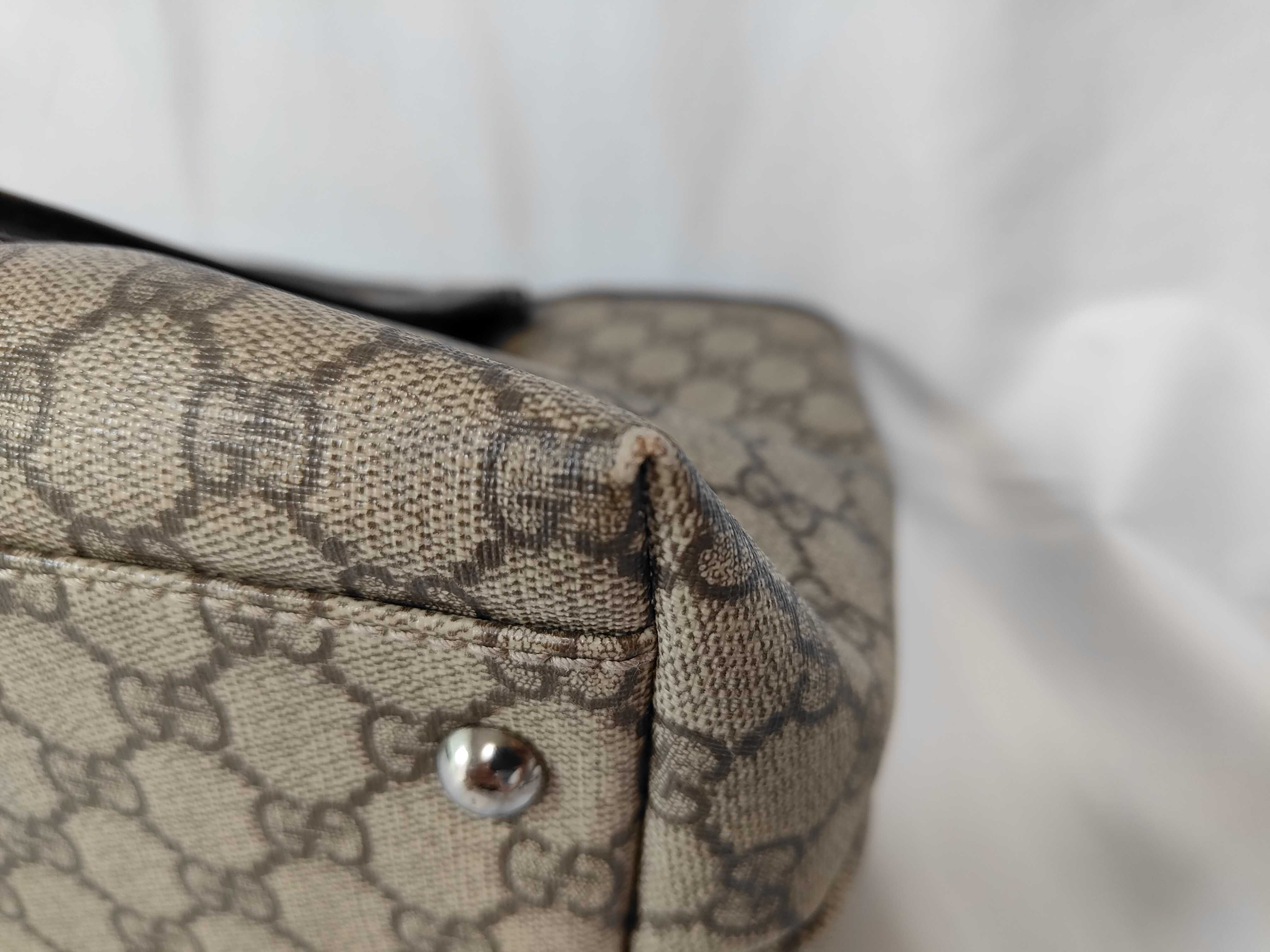 GG Supreme Vintage GG Supreme Shoulder Tote Bag — view 6