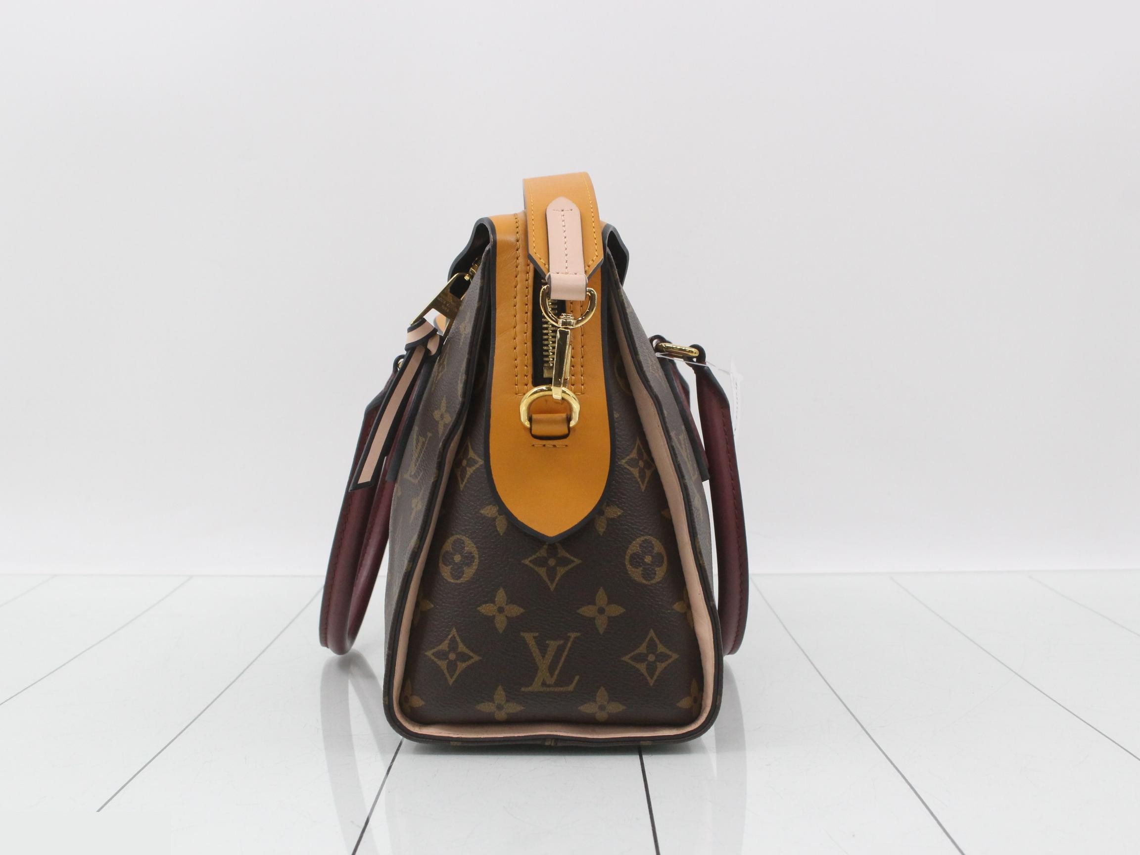 Shoulder bag — view 3