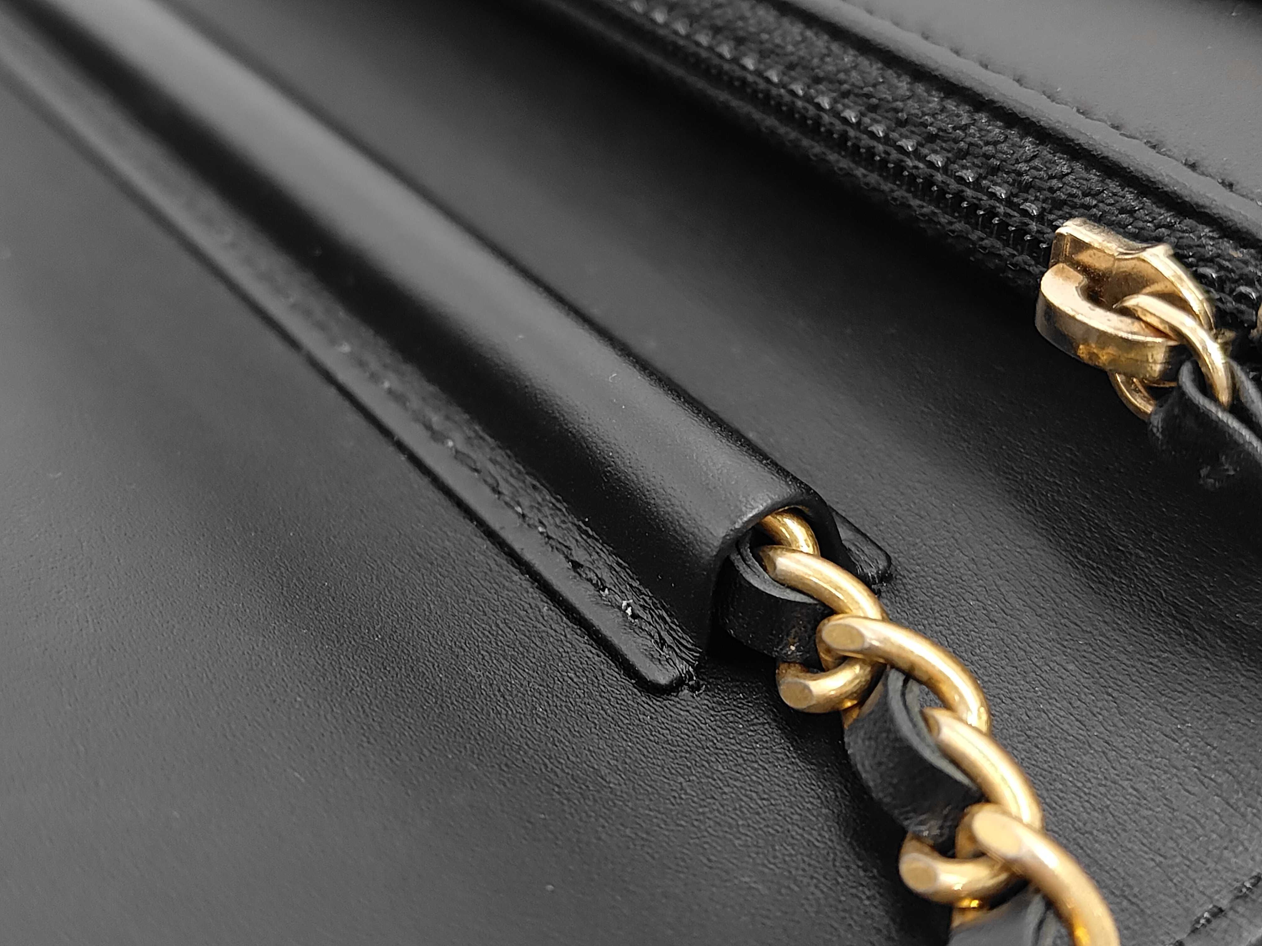 Mini Matelassé Chain Clutch, Black x Beige, Lambskin, Gold Hardware, AP3560, Shoulder Bag — view 5