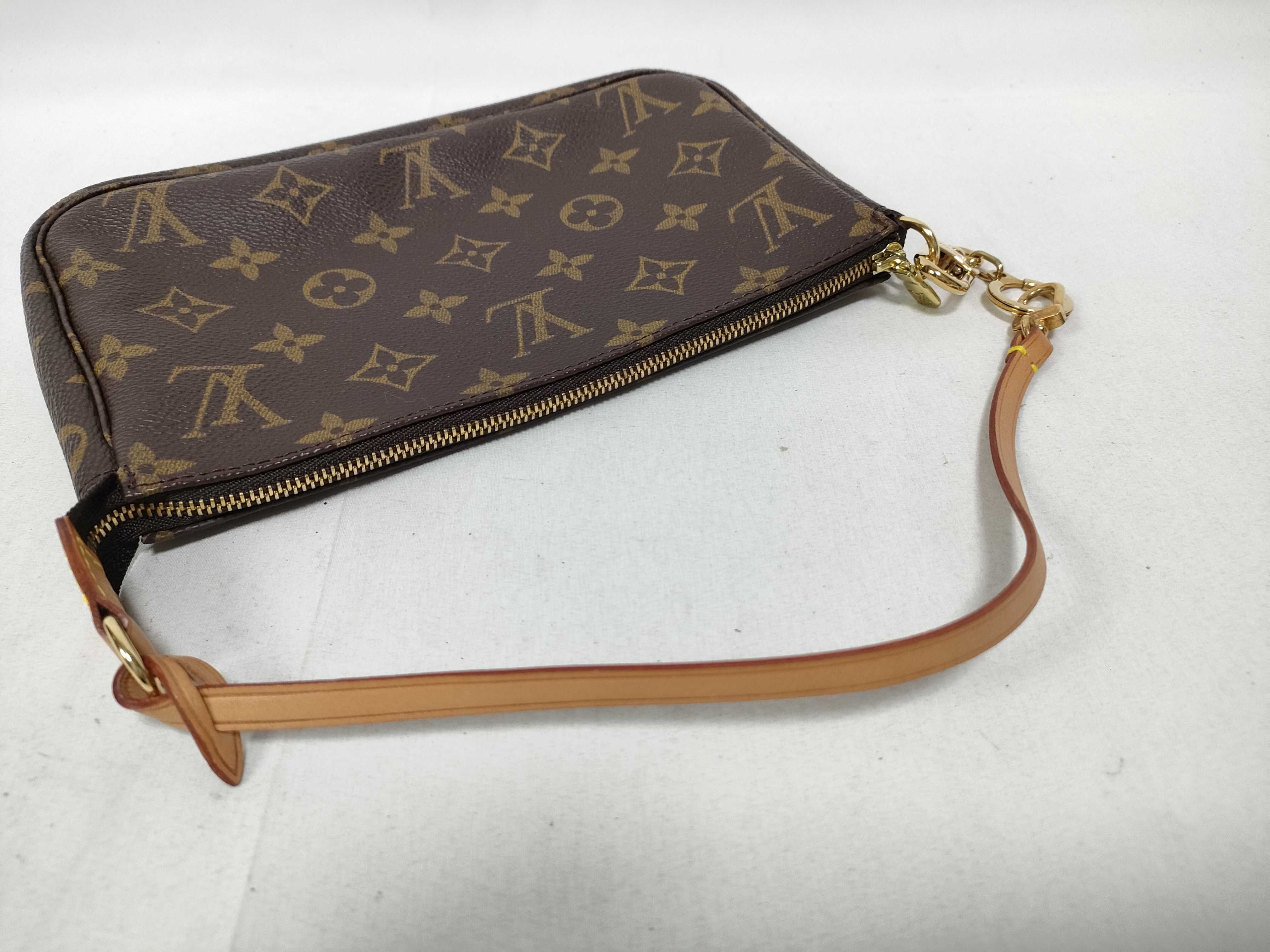 Monogram Louis Vuitton Pochette Accessoires Pouch — view 11