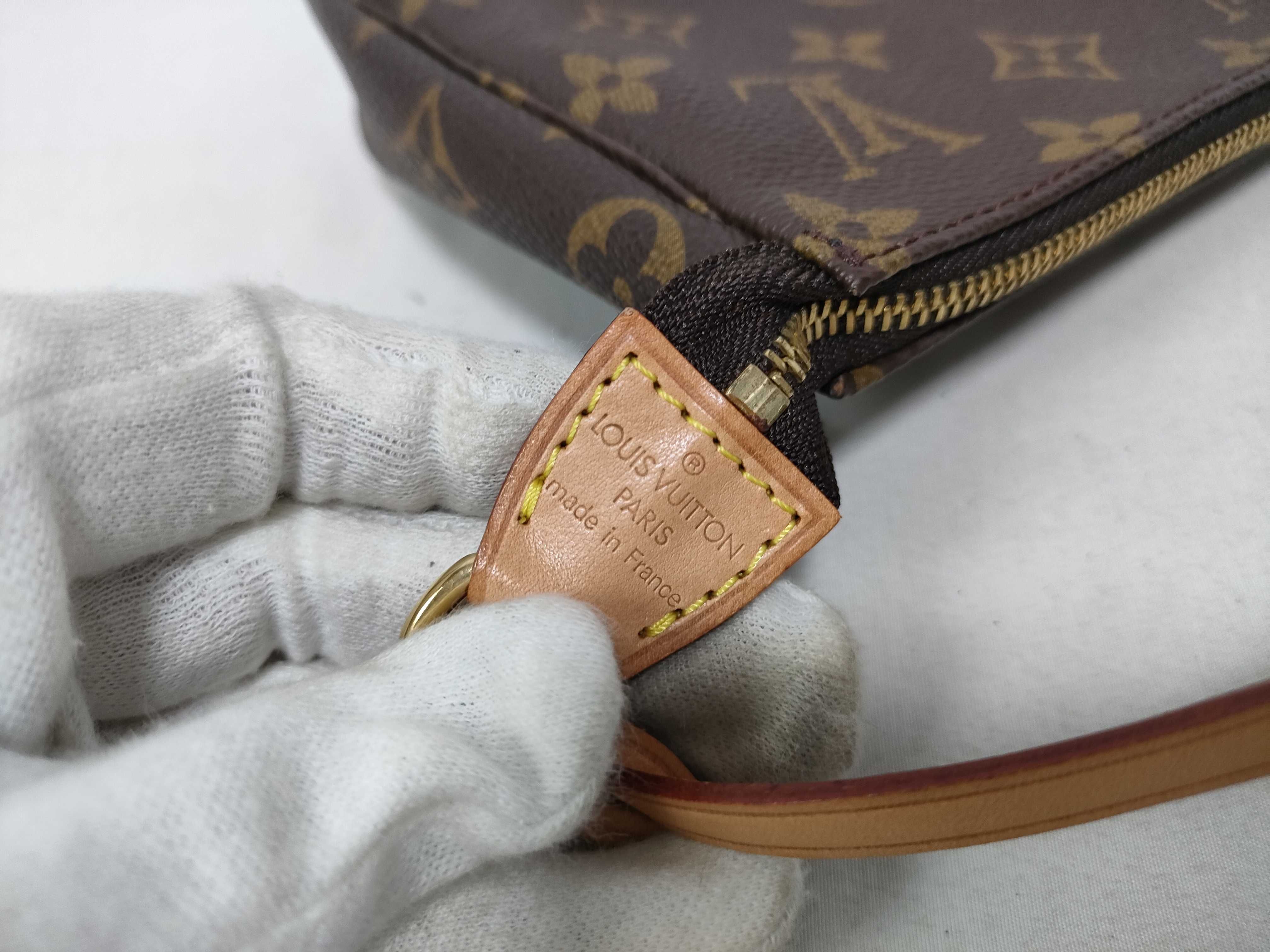 Monogram Louis Vuitton Pochette Accessoires Pouch — view 12