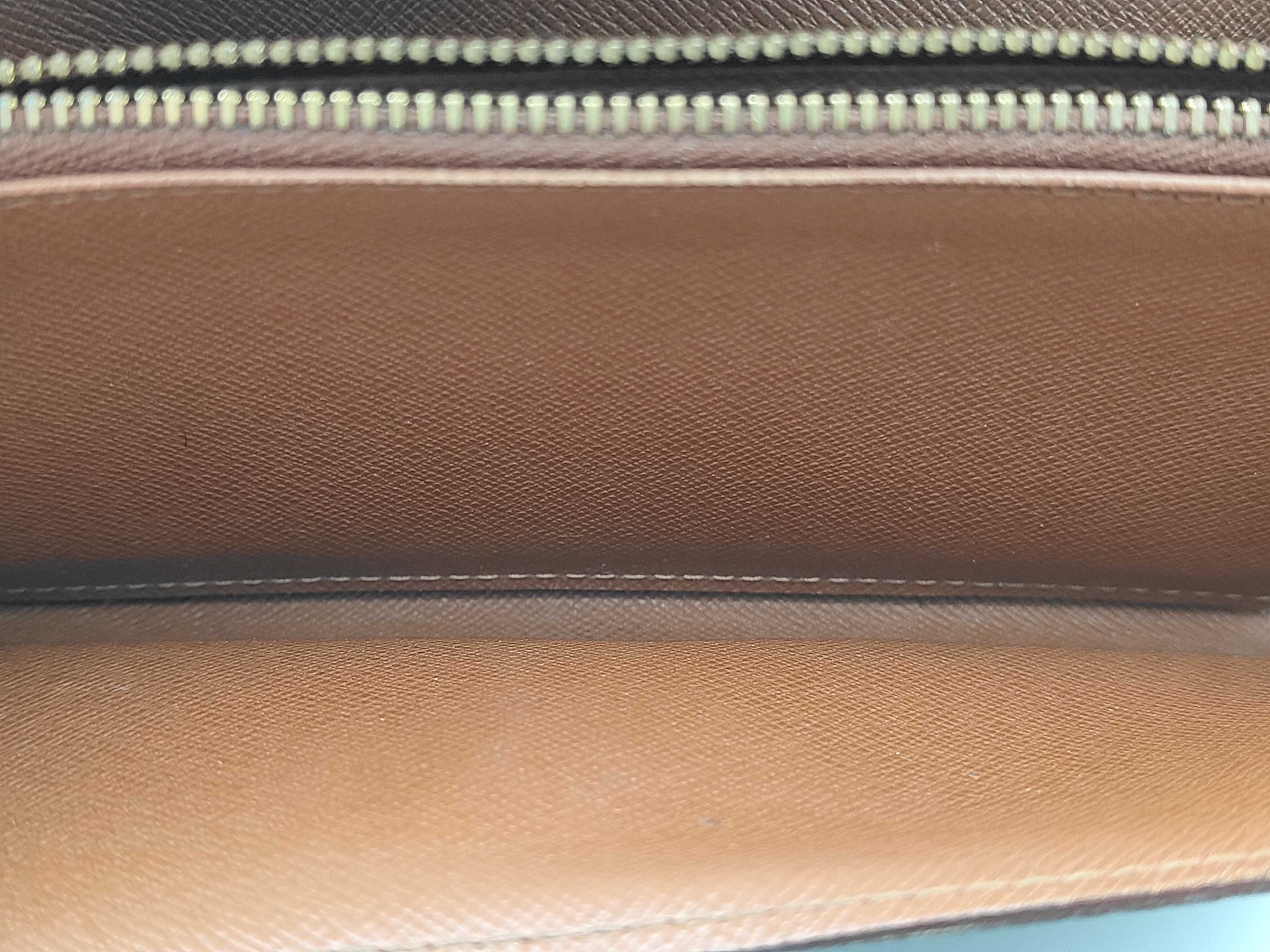 wallet — view 7
