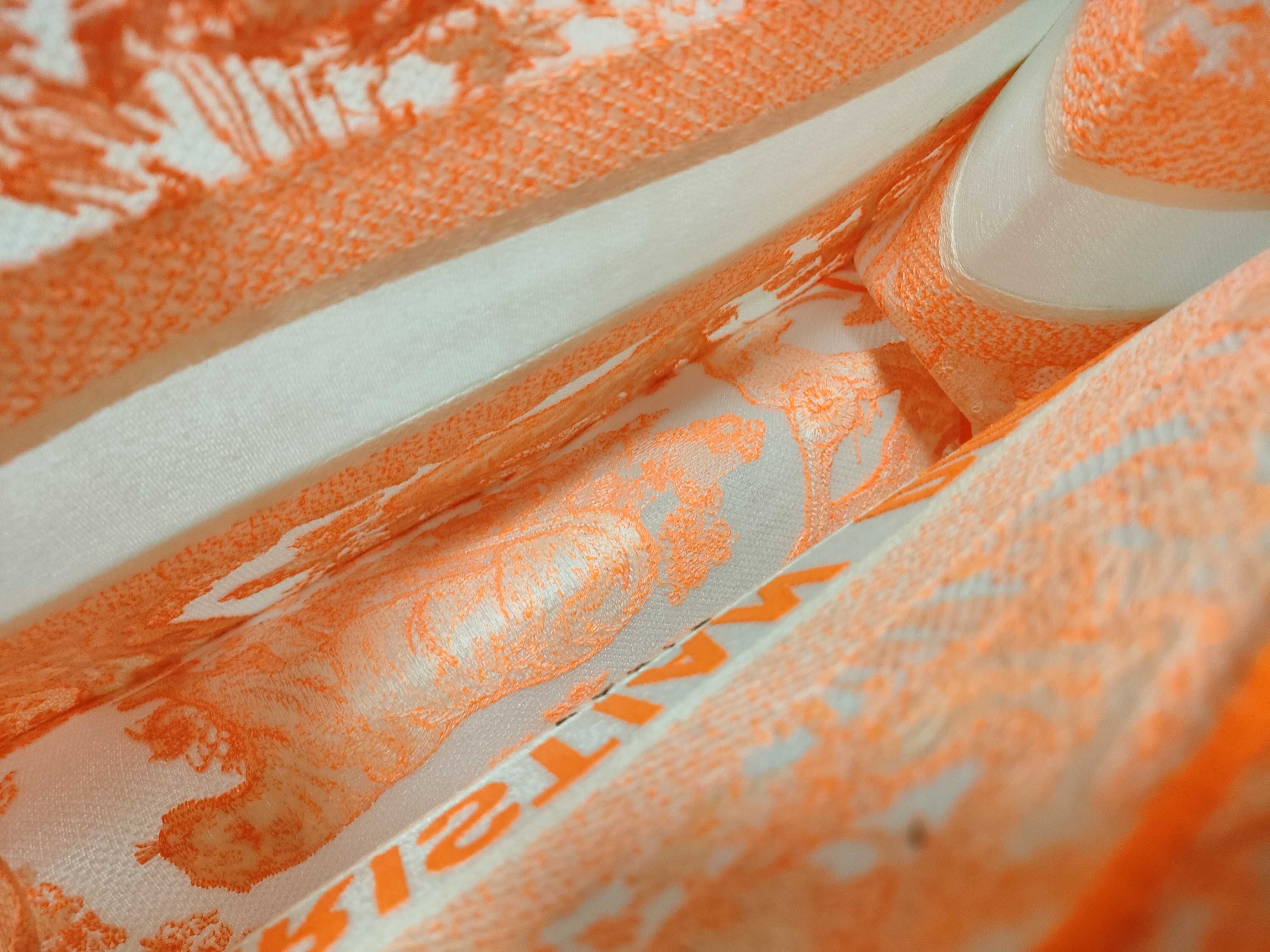 BAG BOOK TOTE ORANGE M057 MEDIUM W/CARD 50-MA-0242 M1296ZRVJ Tote Bag — view 11