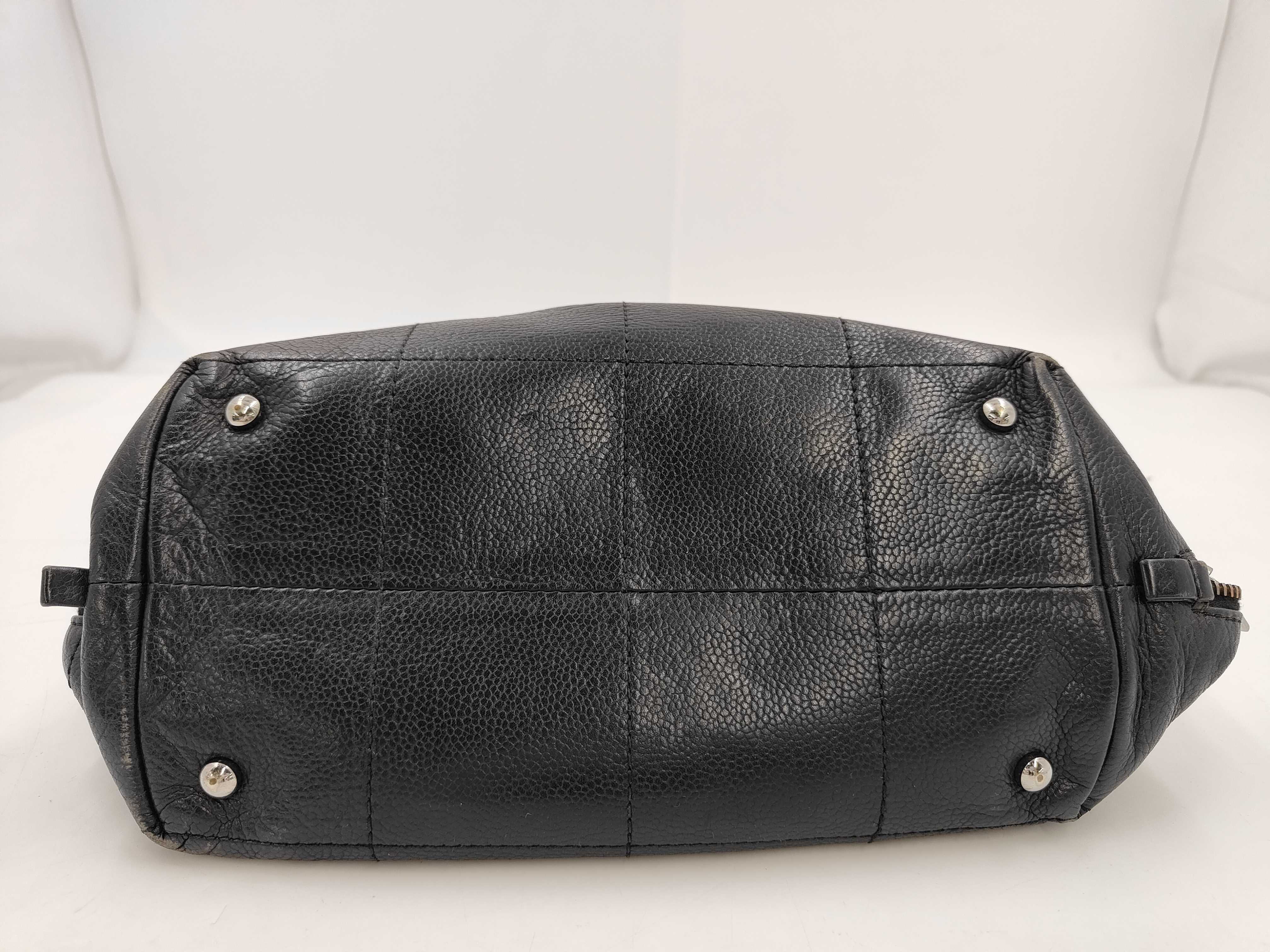 handbag — view 3