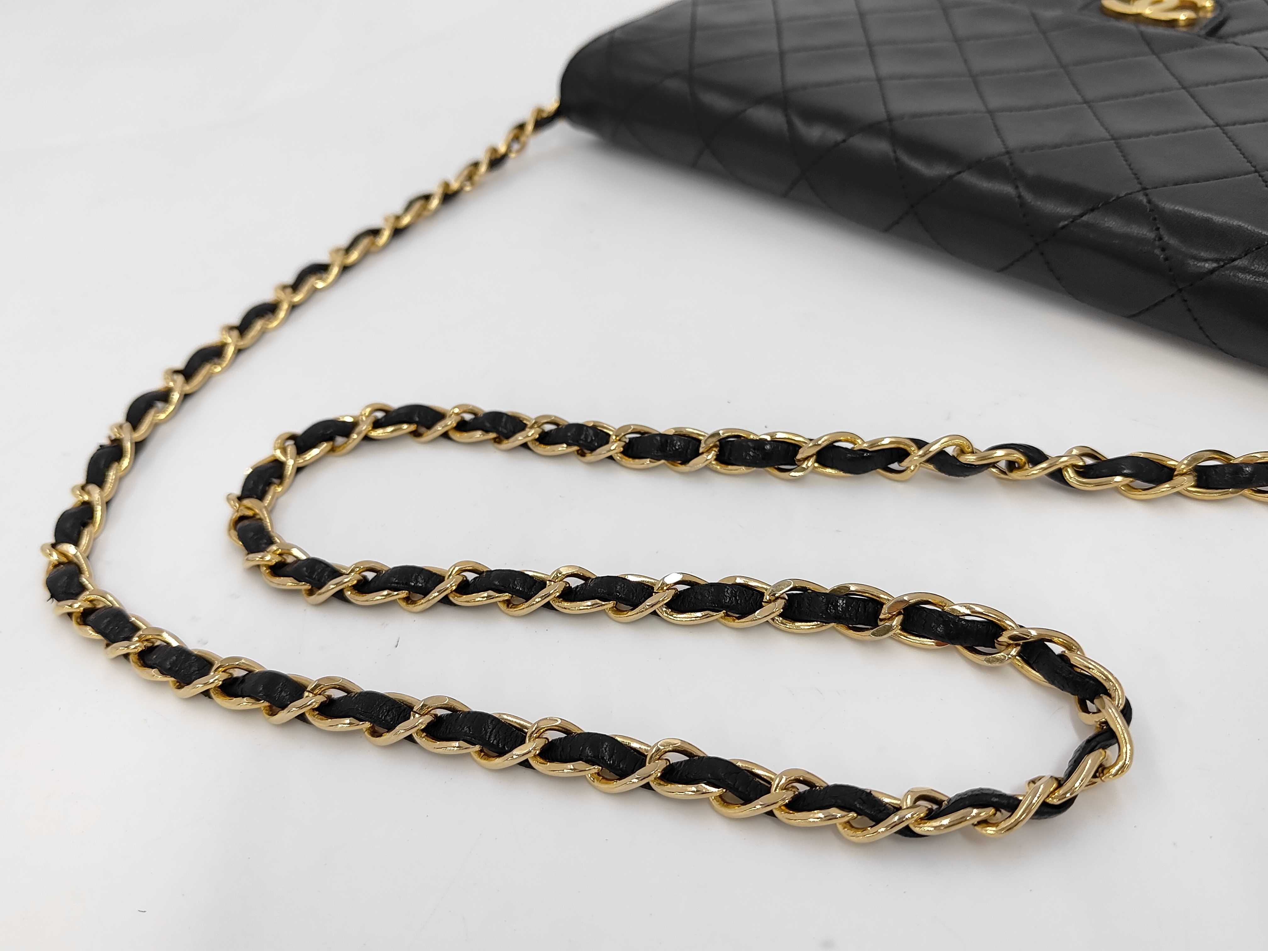 Matelassé Shoulder Bag, Black — view 3