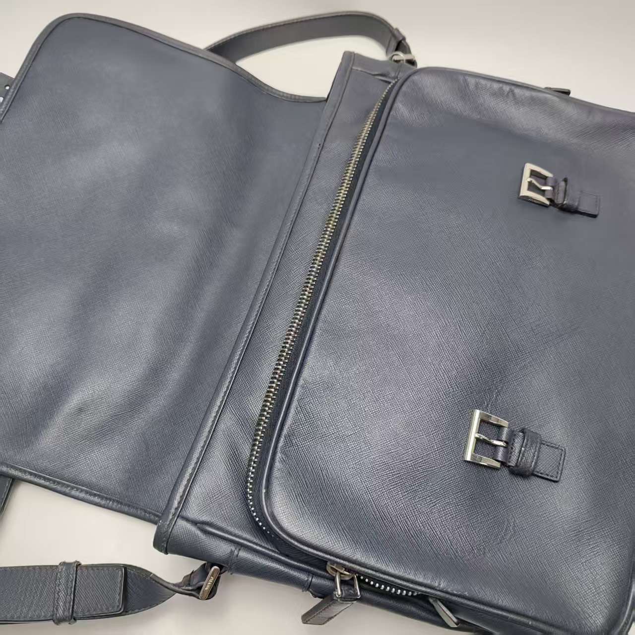 【*Shipped from: China*】PRADA Leather Shoulder Bag — view 6