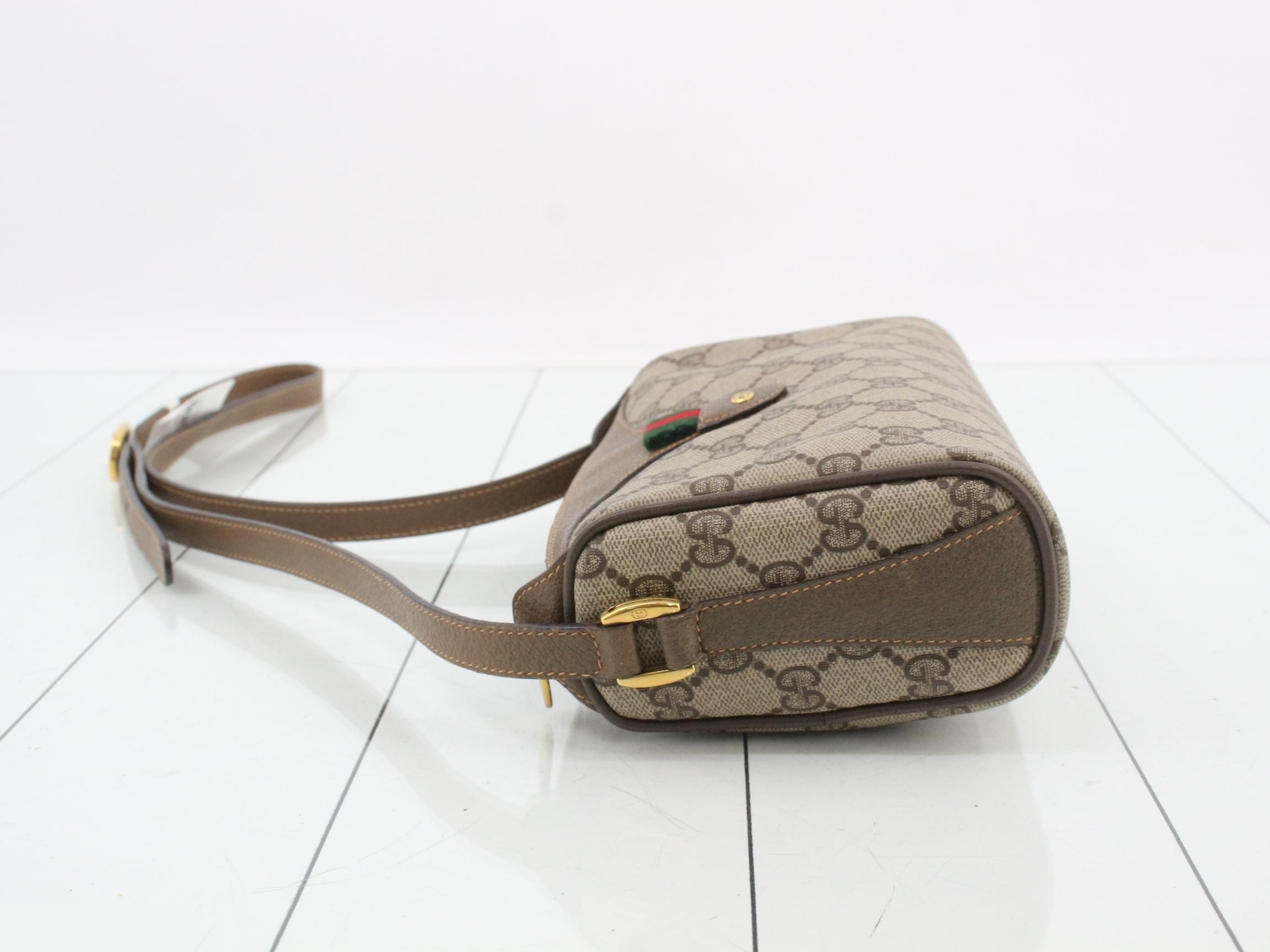 GG Supreme Sherry Shoulder Bag — view 4