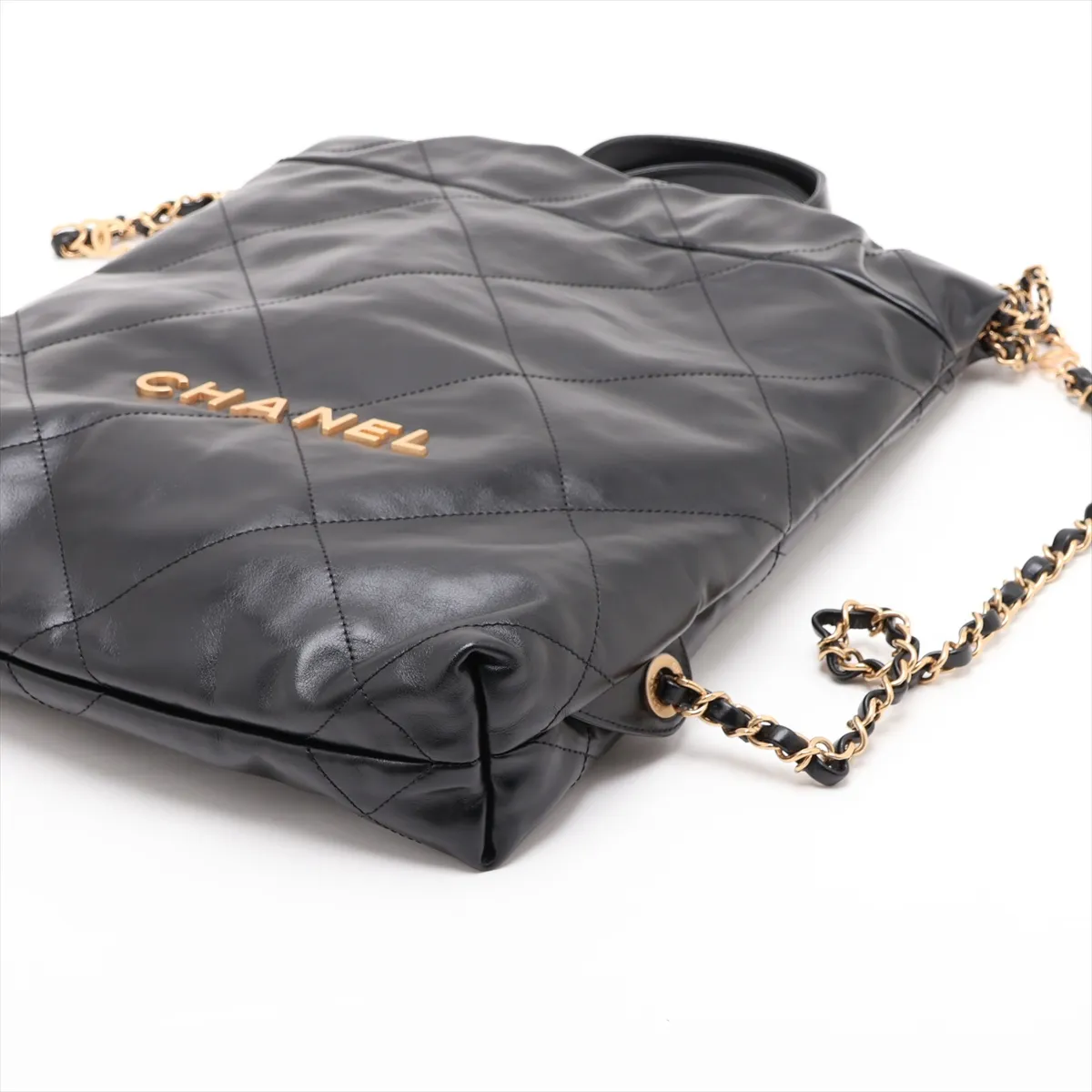 22 Backpack Shiny Calfskin Chain Backpack Black Gold Hardware HHPKANPC Random Plate — view 3