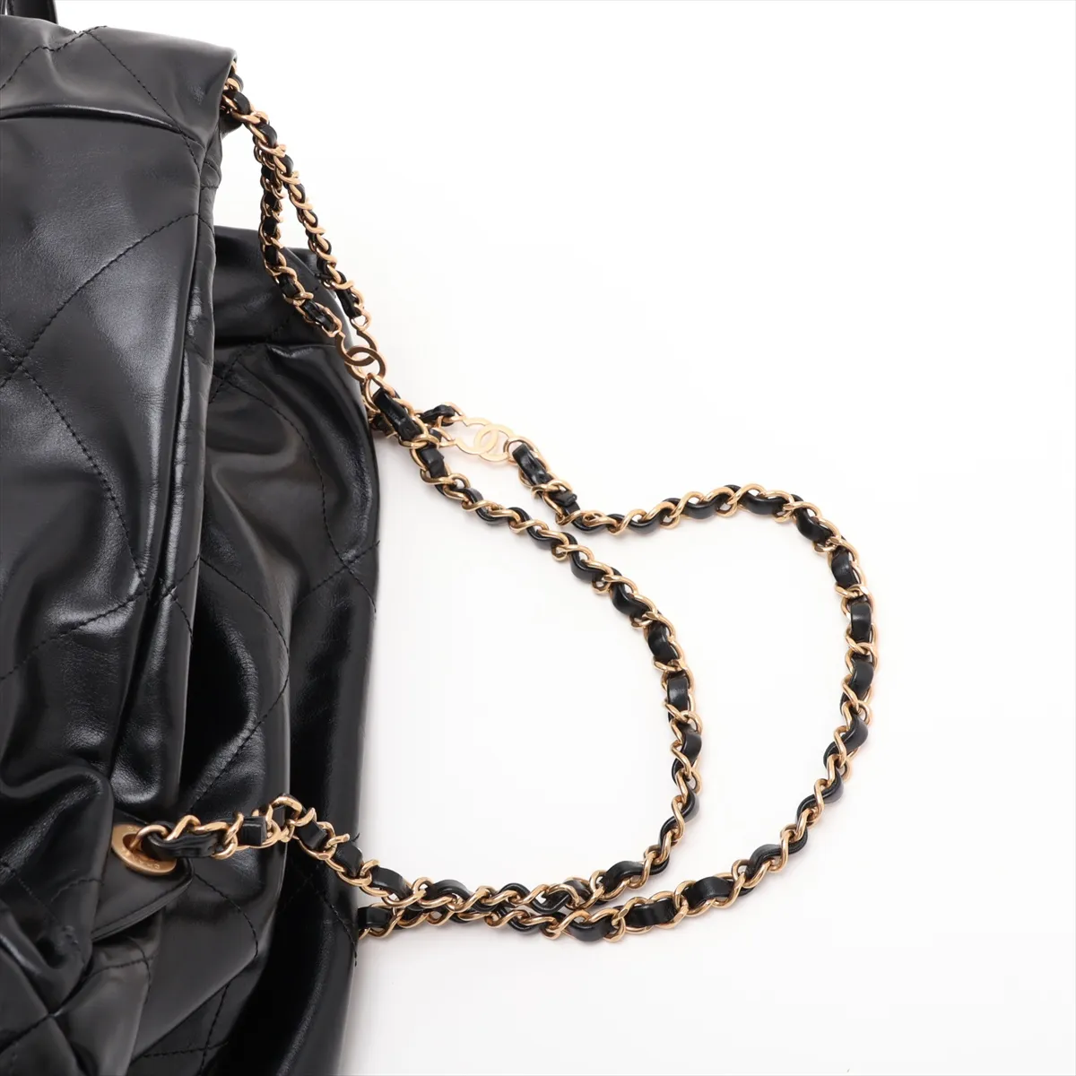 22 Backpack Shiny Calfskin Chain Backpack Black Gold Hardware HHPKANPC Random Plate — view 6
