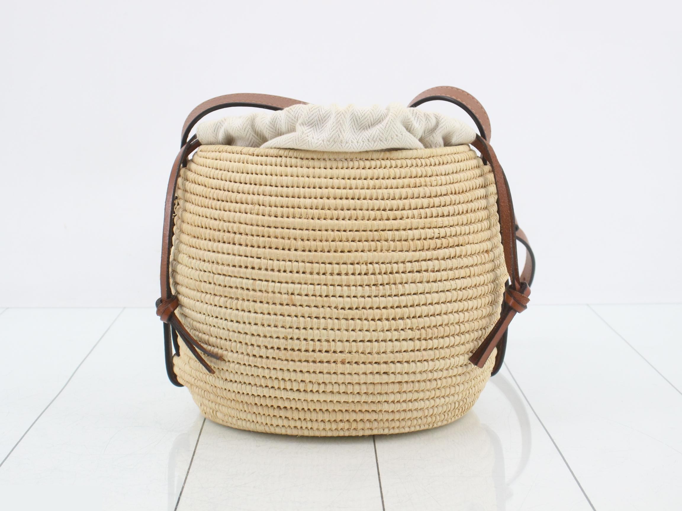 Beehive Shoulder Bag, Basket Bag, Brown — view 2