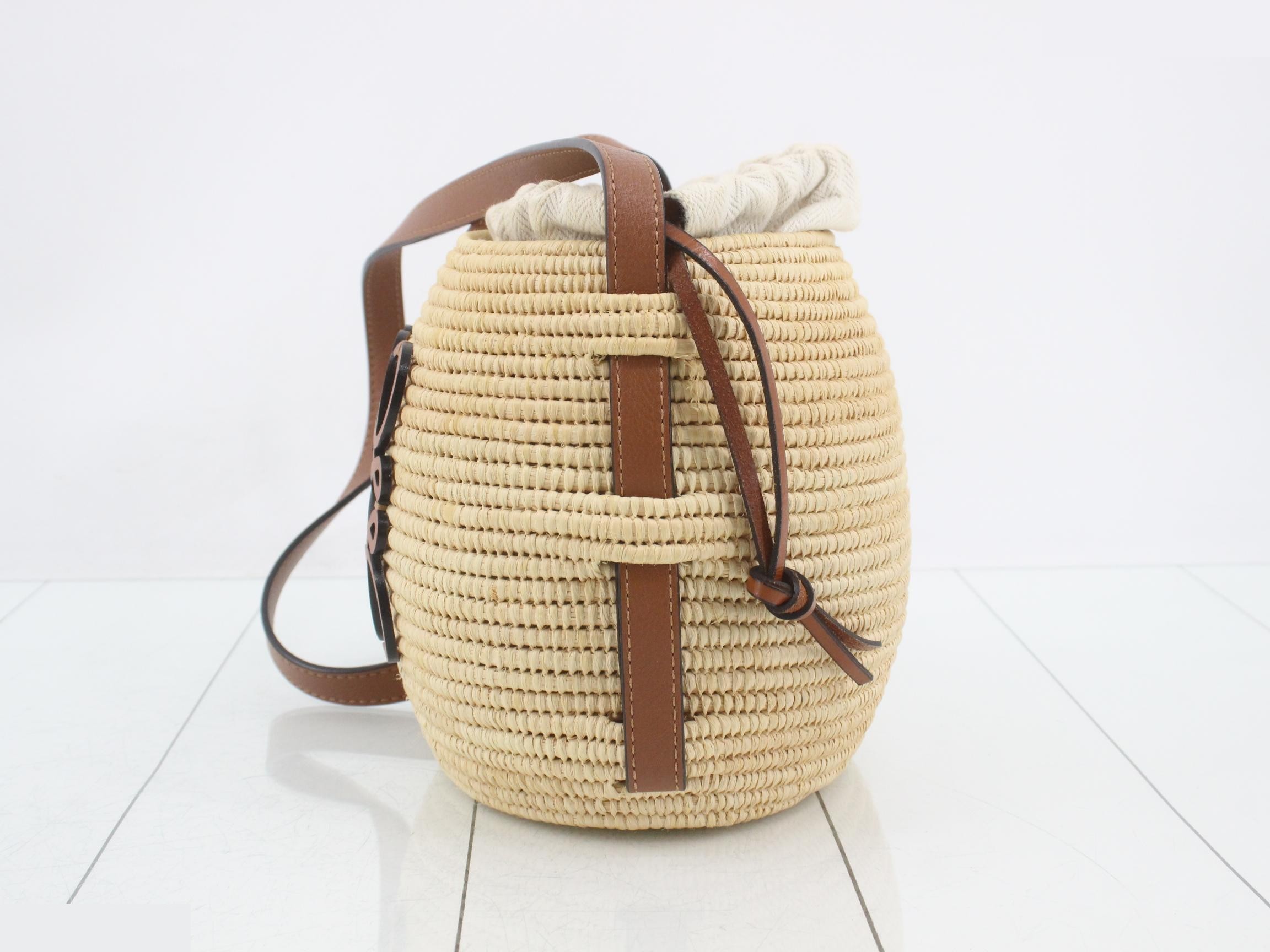 Beehive Shoulder Bag, Basket Bag, Brown — view 3