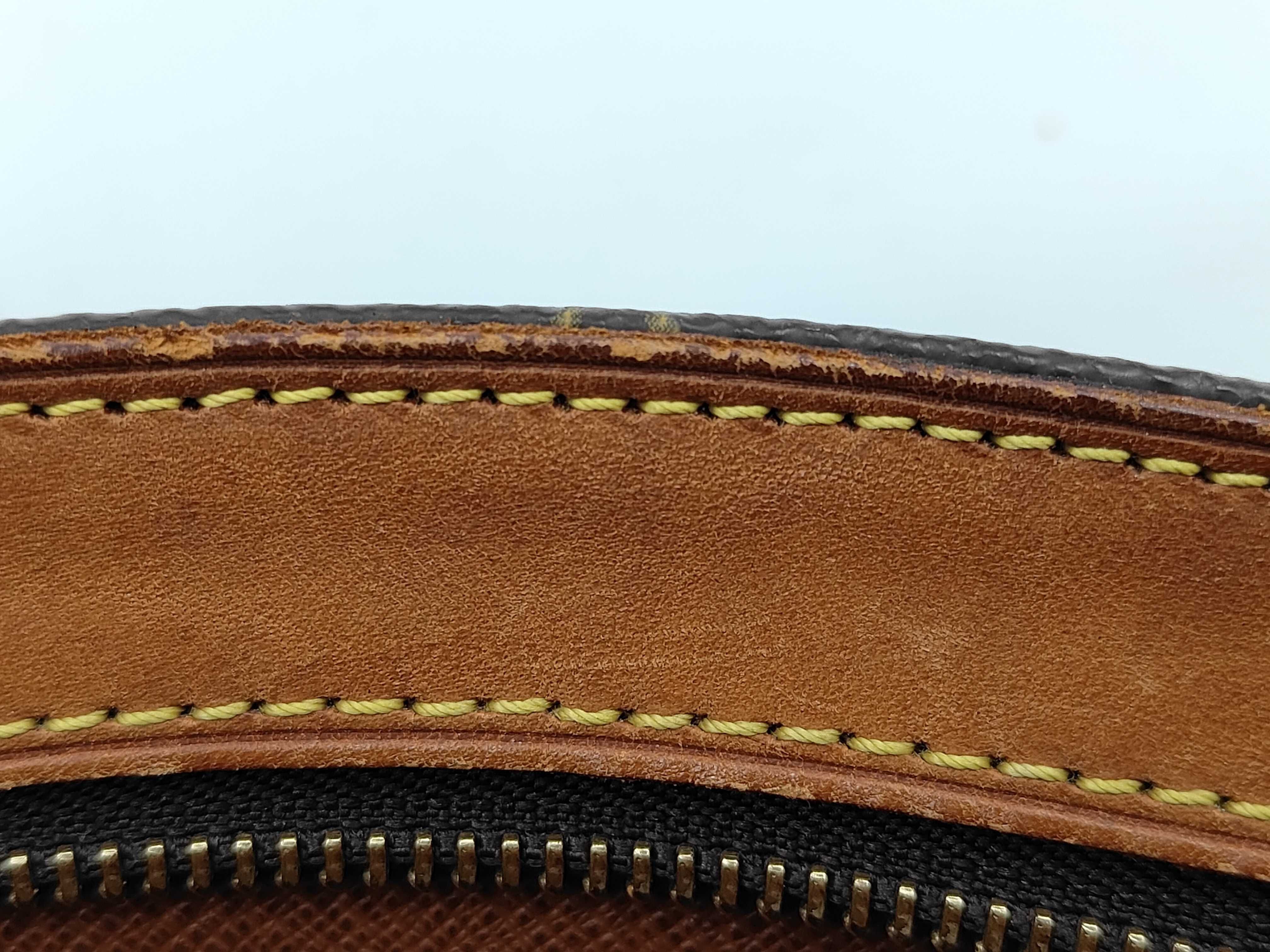 Monogram Louis Vuitton Monogram Druot VI0090 Shoulder Bag — view 11