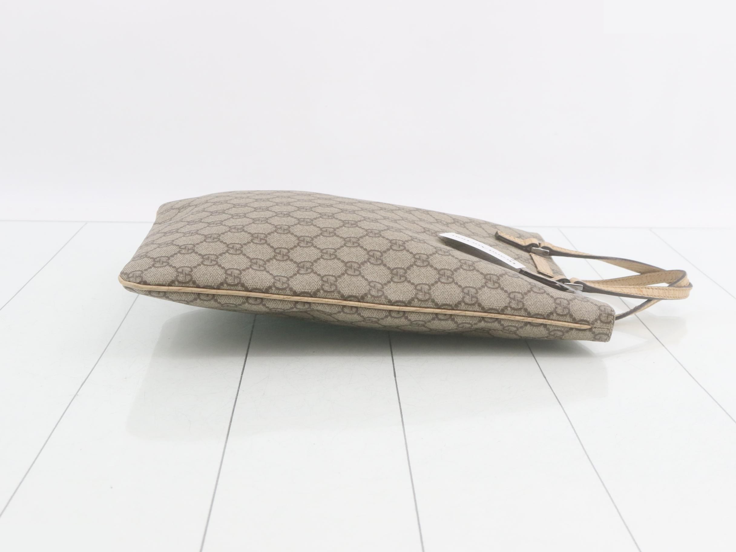 handbag — view 3