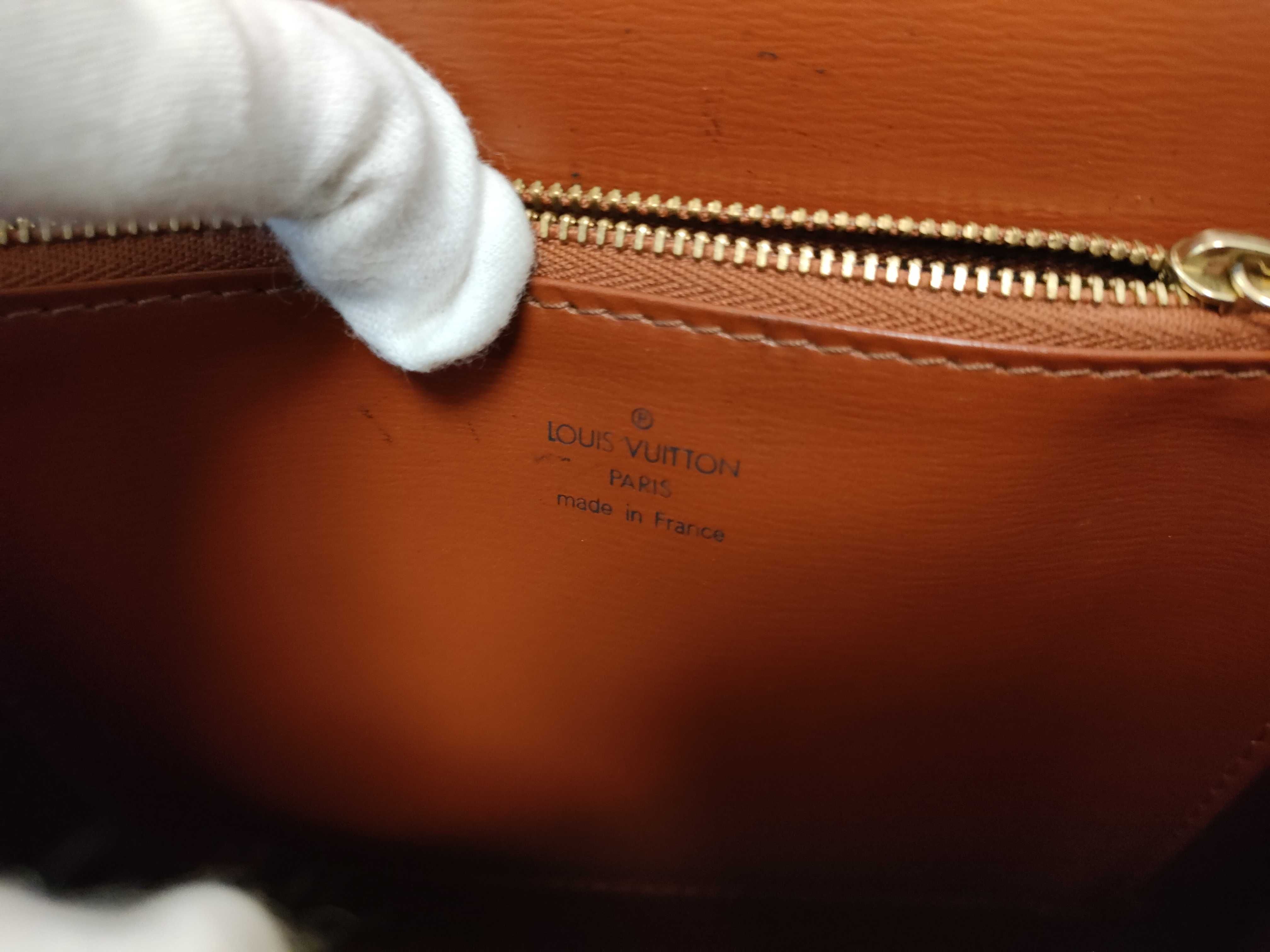 LV Epi Malesherbes Handbag — view 9