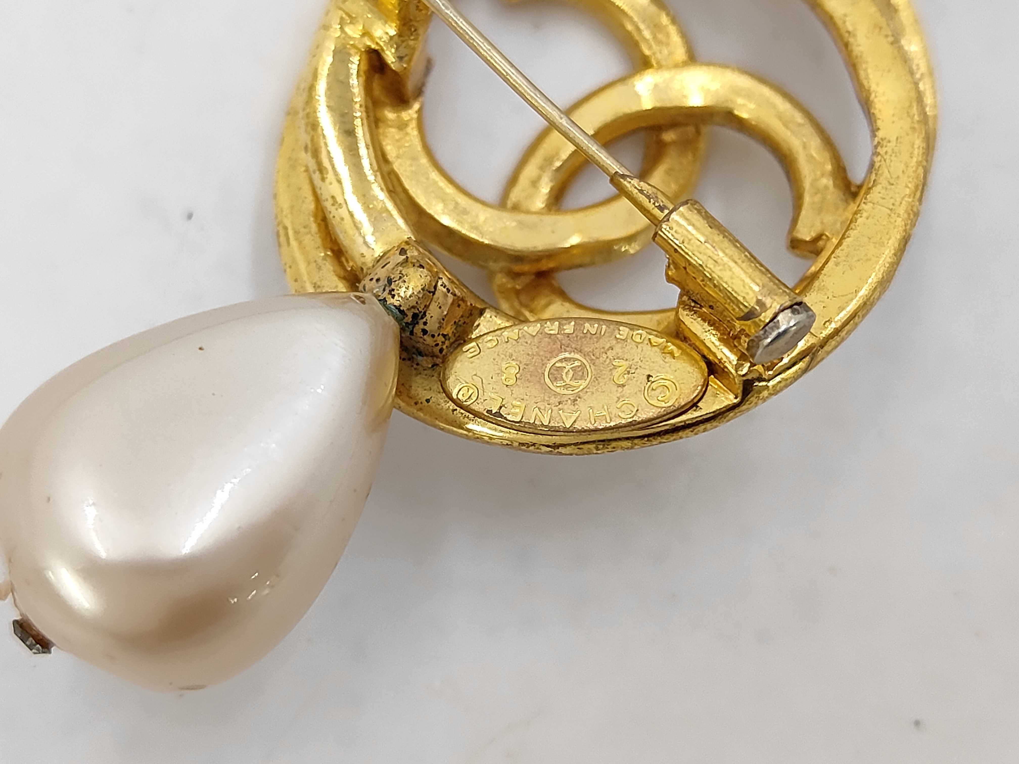 Coco Mark Pearl Brooch — view 3