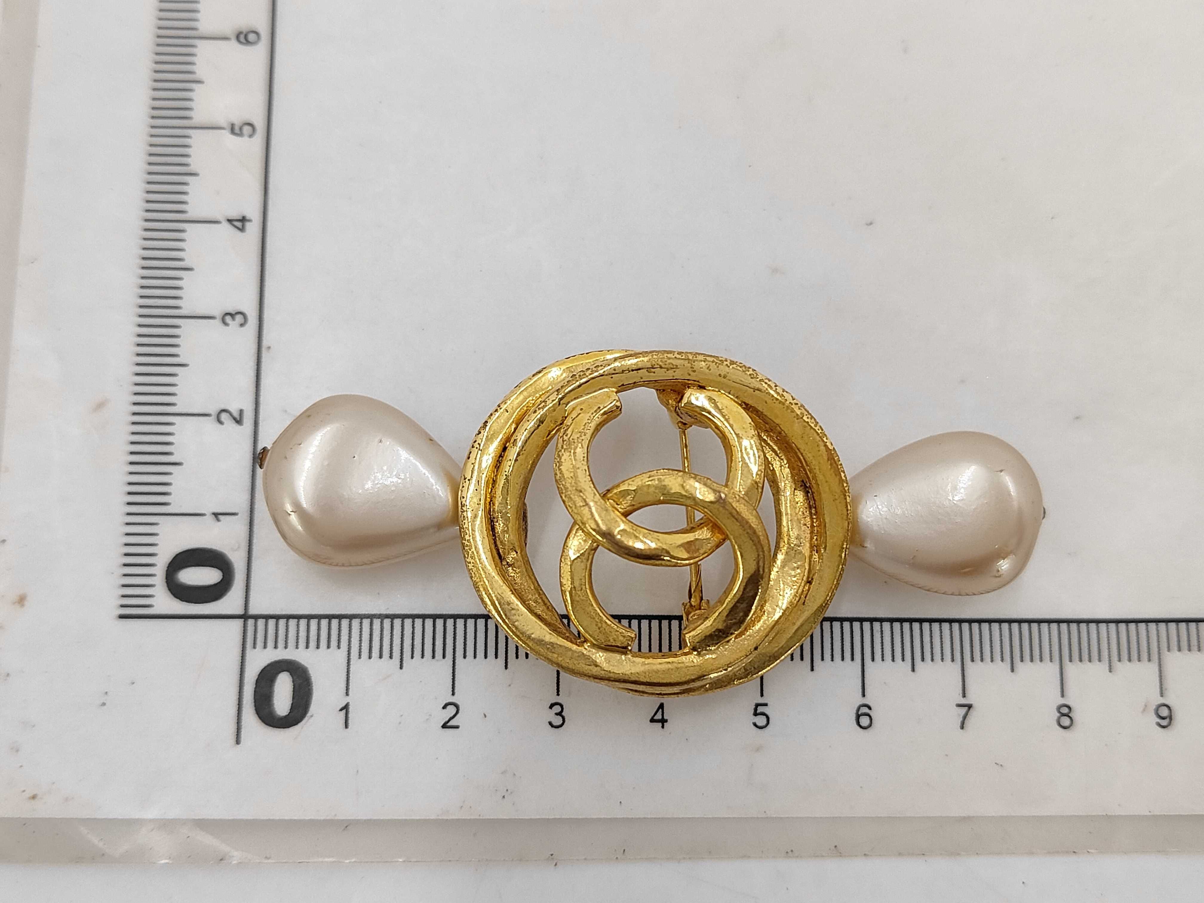 Coco Mark Pearl Brooch — view 5