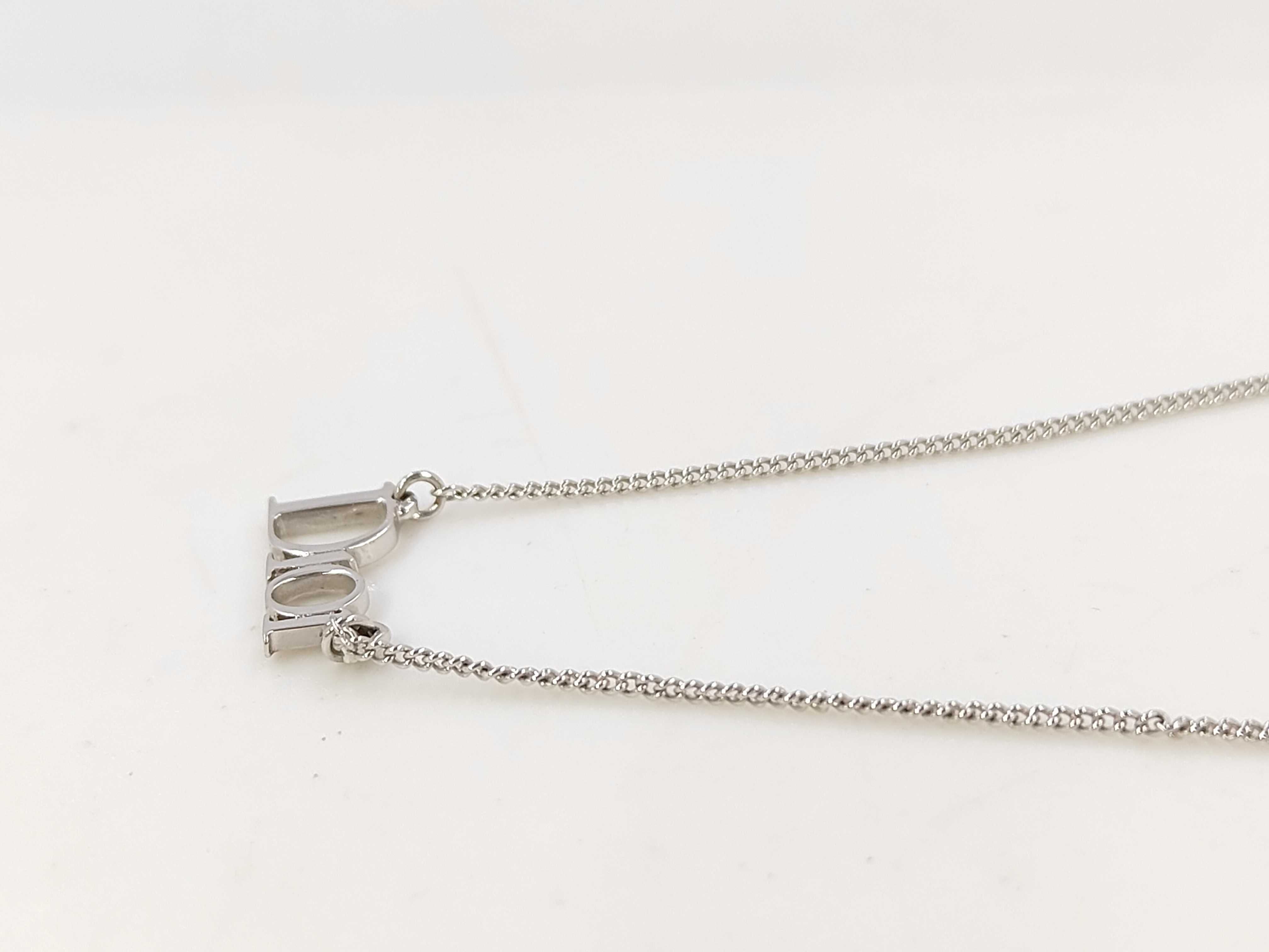 Christian / Necklace — view 3