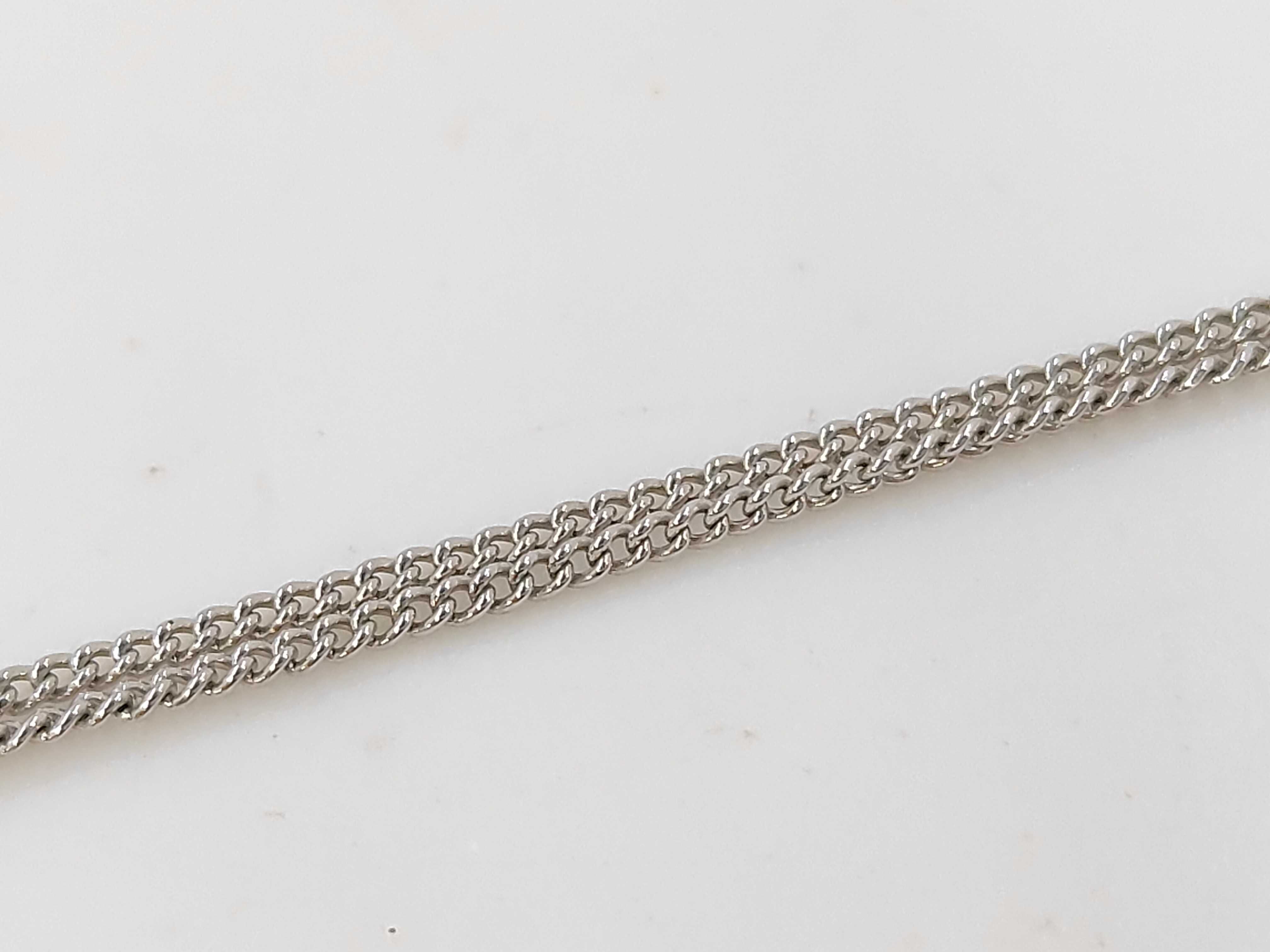 Christian / Necklace — view 4
