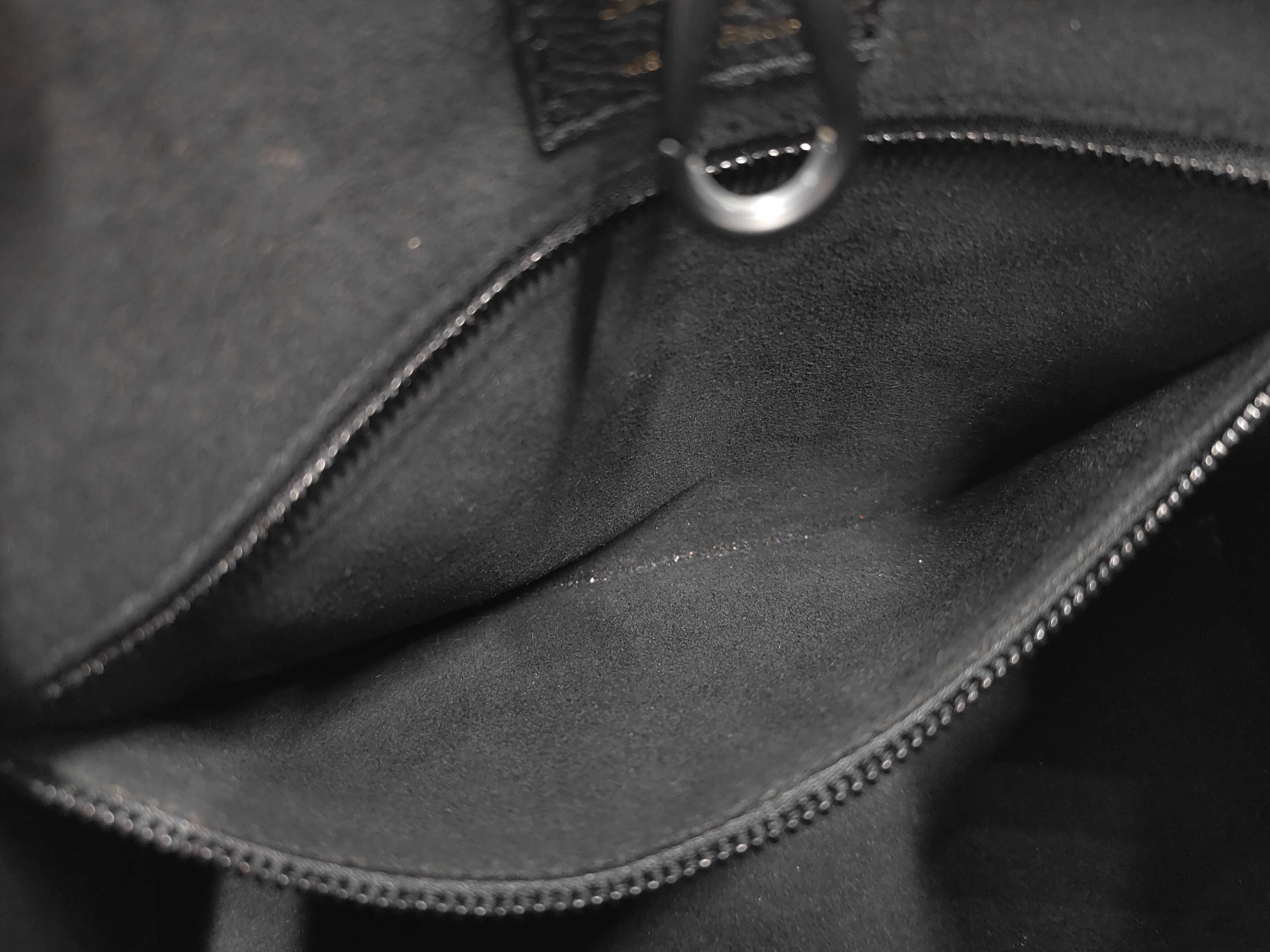 Lockme Tote Shoulder Bag — view 12