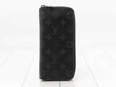 Zippy Wallet Vertical